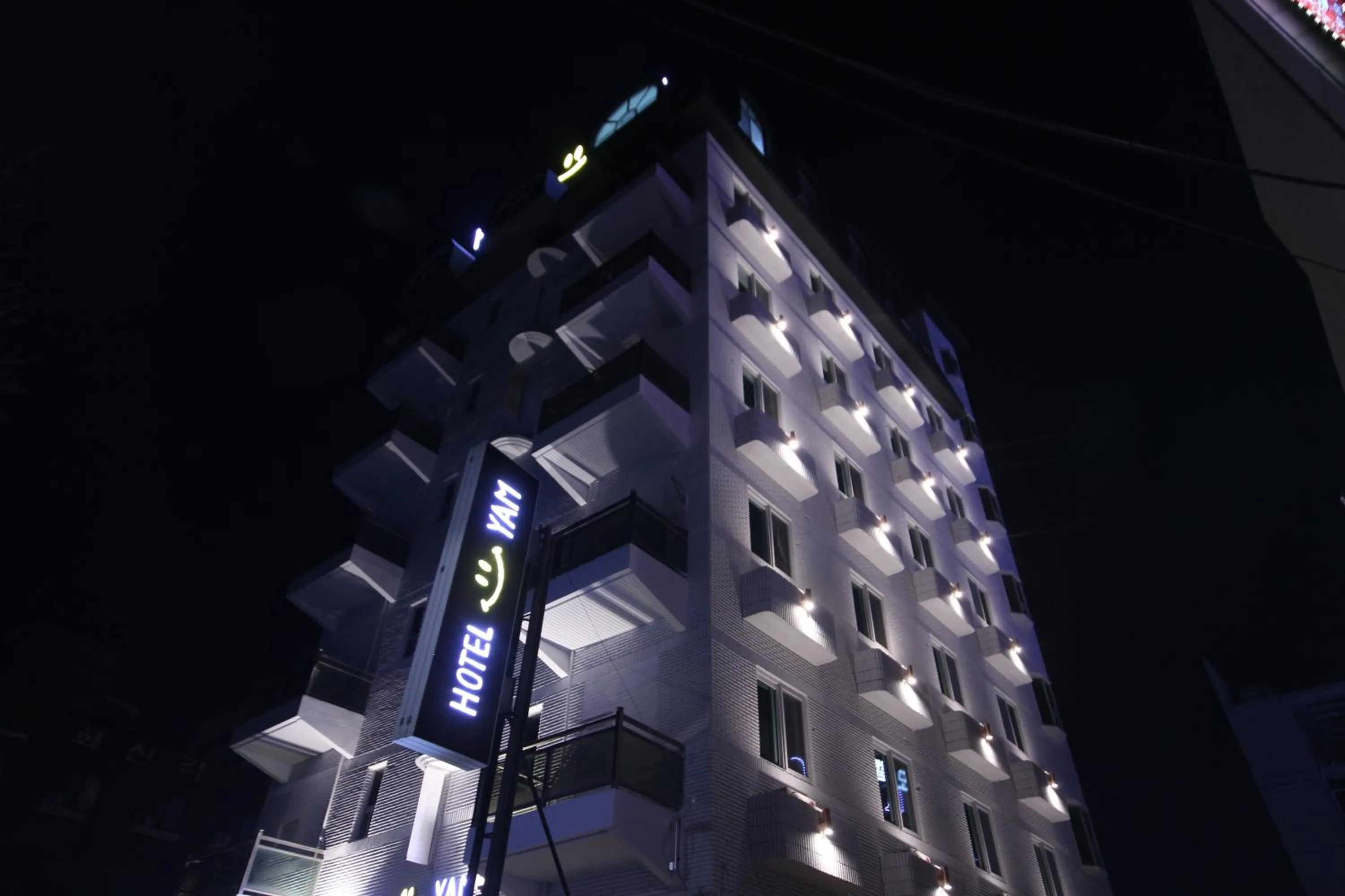 Hotel YAM Yeosu Hakdong