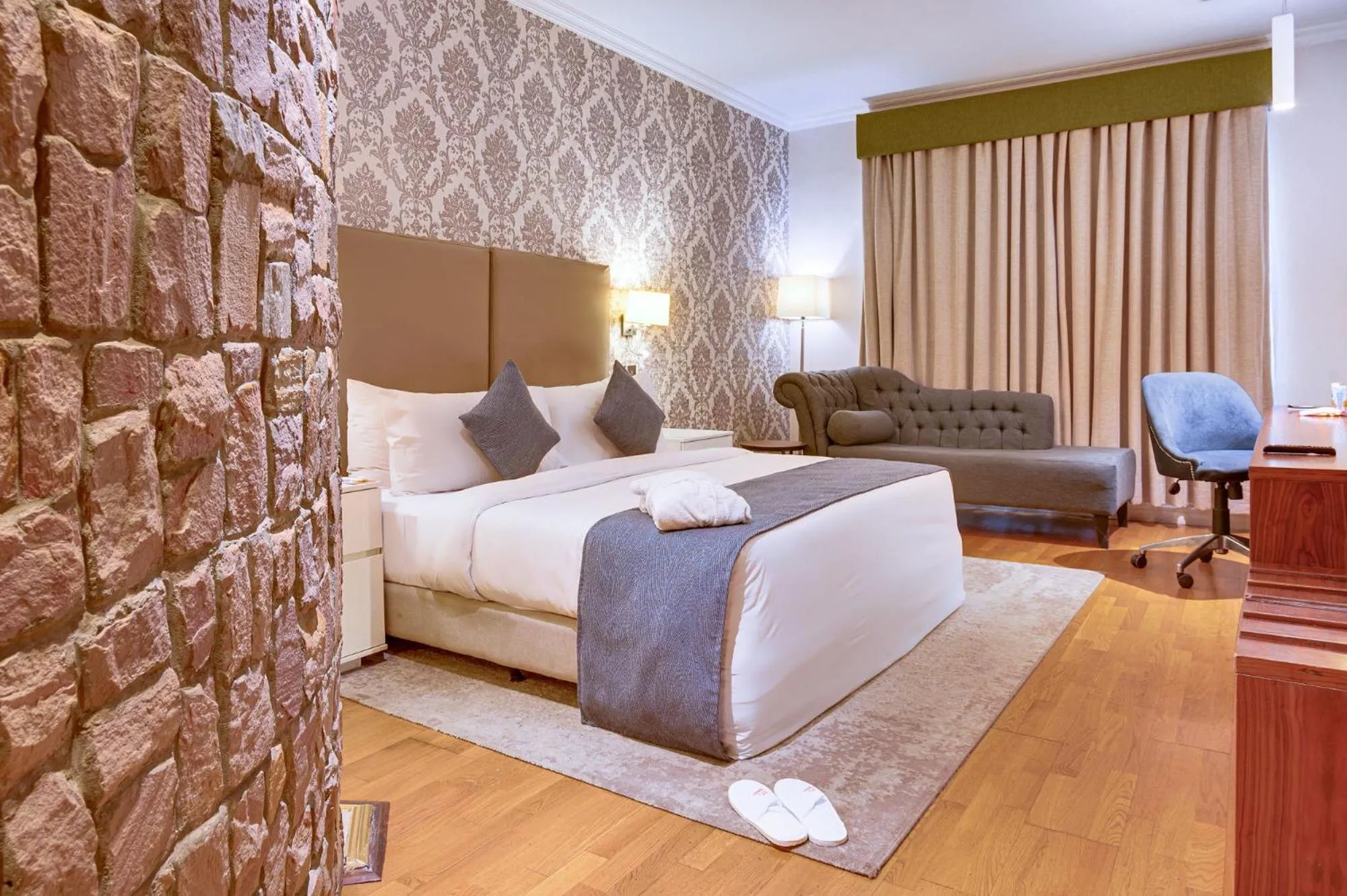 Bed in Leola Boutique Hotel Ikeja - Lagos