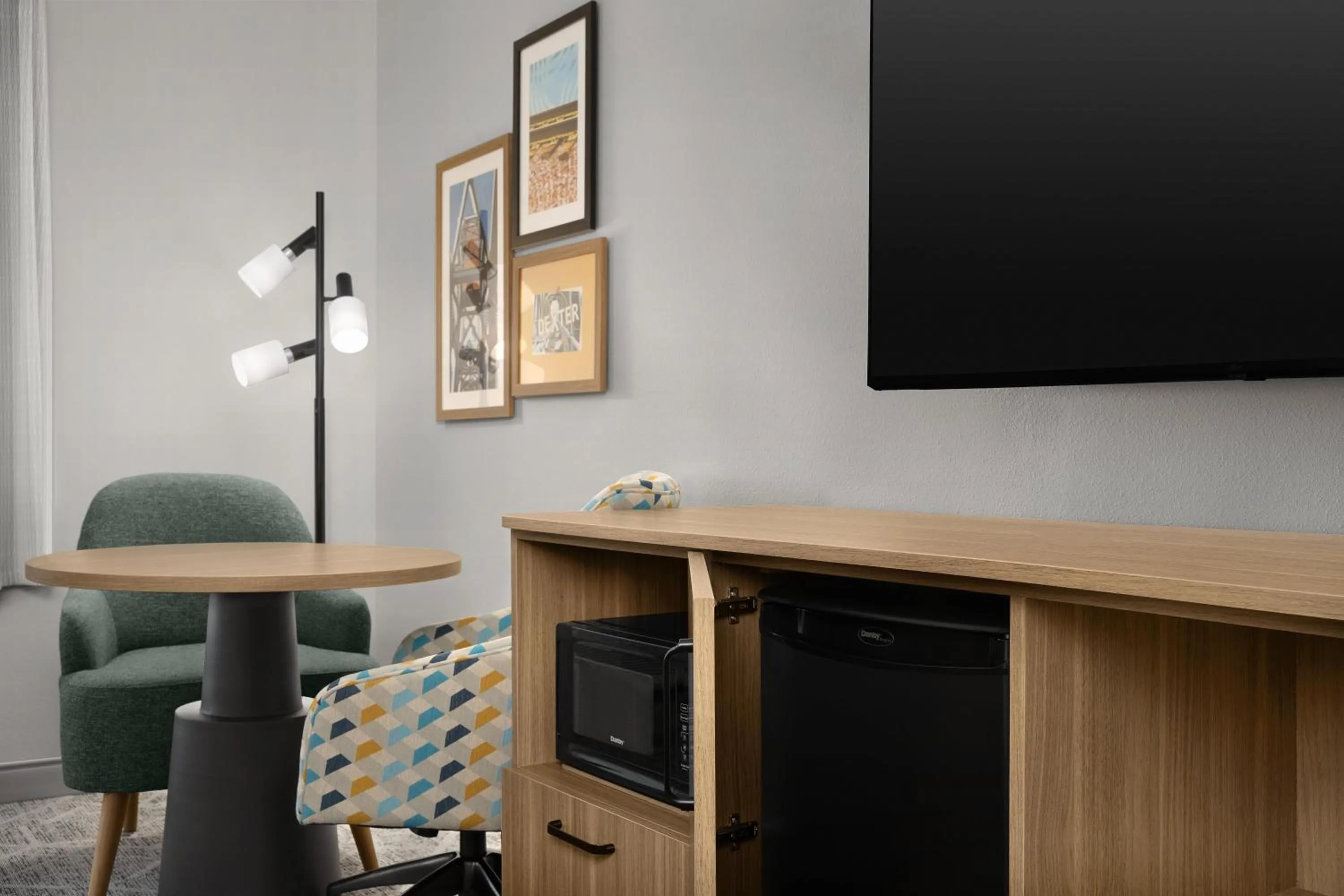 Bedroom in Hampton Inn By Hilton Dexter