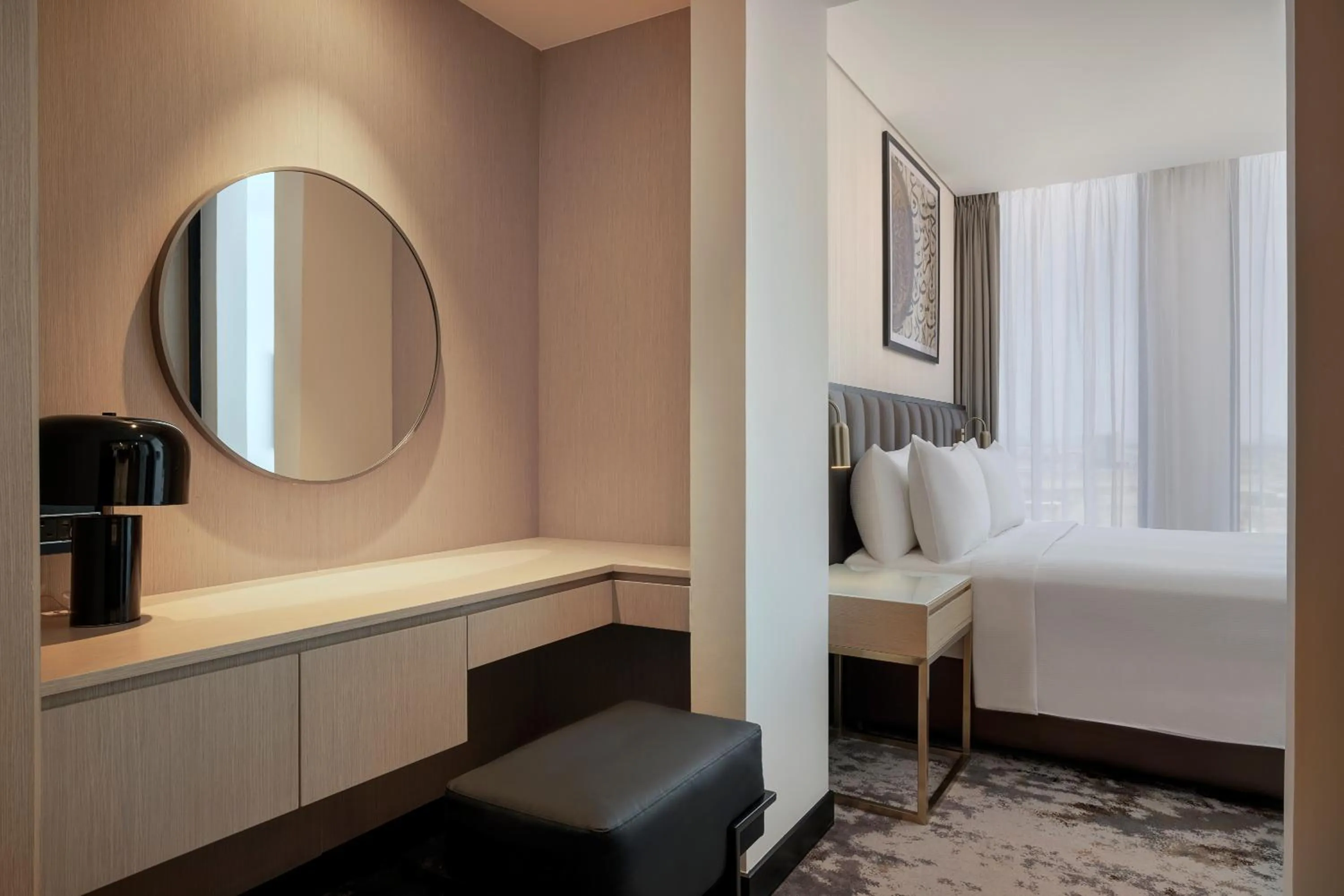 Bedroom, Bed in DoubleTree by Hilton Madinah Gate