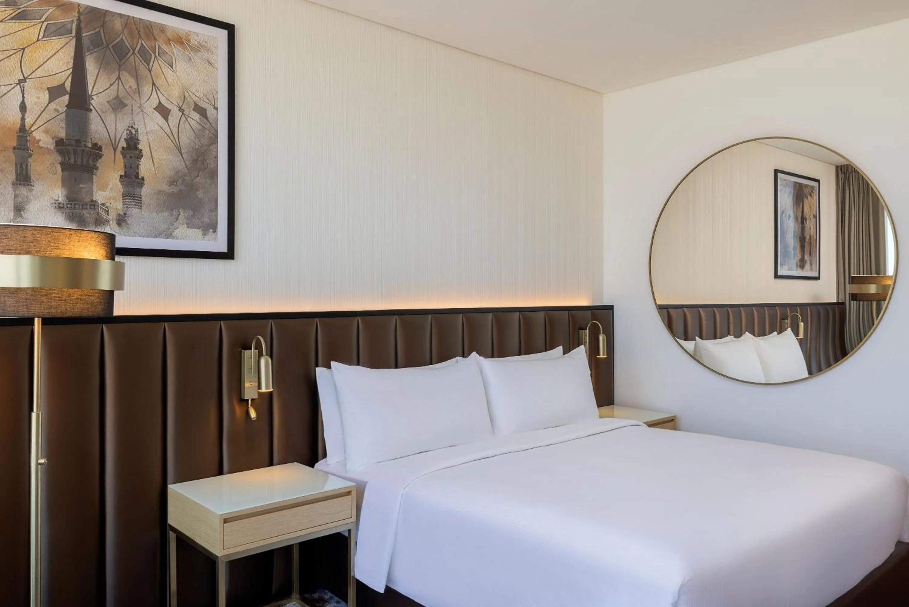 Bed in DoubleTree by Hilton Madinah Gate