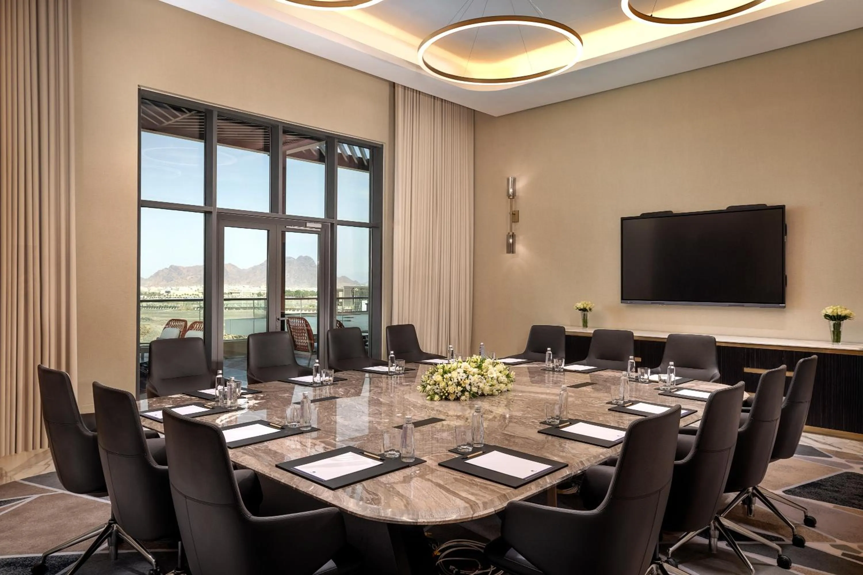 Meeting/conference room in DoubleTree by Hilton Madinah Gate