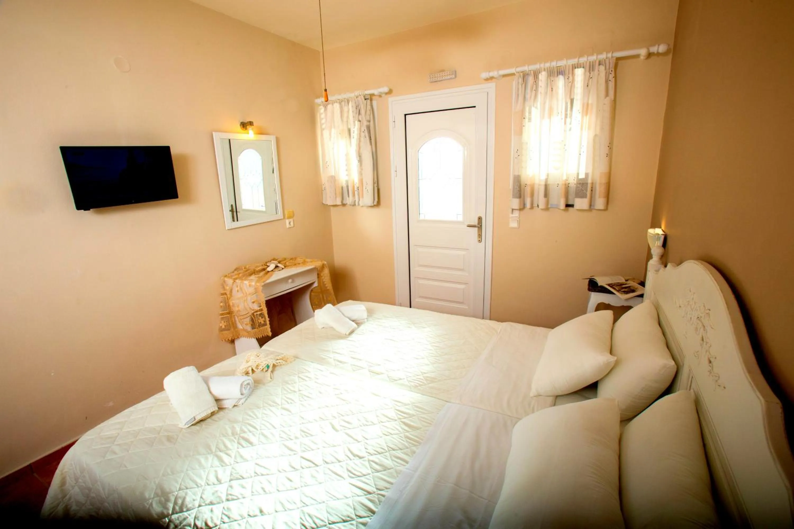 Bed in Sunshine Resort