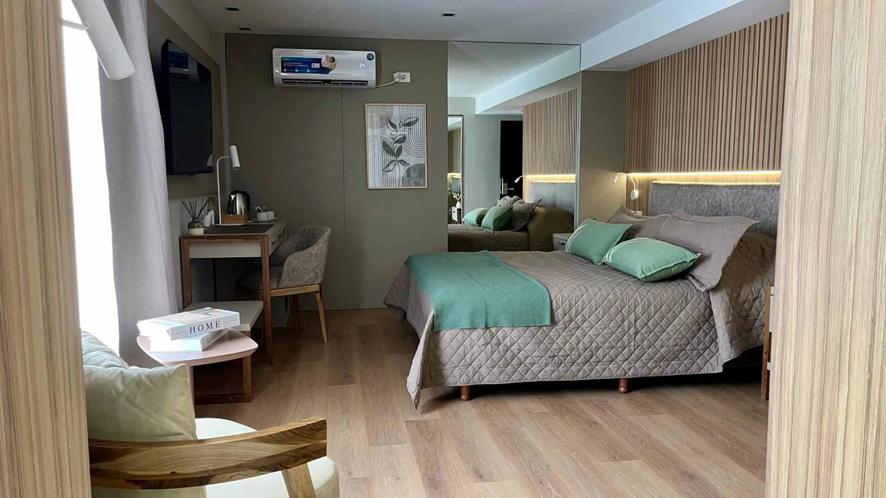 Bedroom, Bed in Empire Hotel Buenos Aires by HS