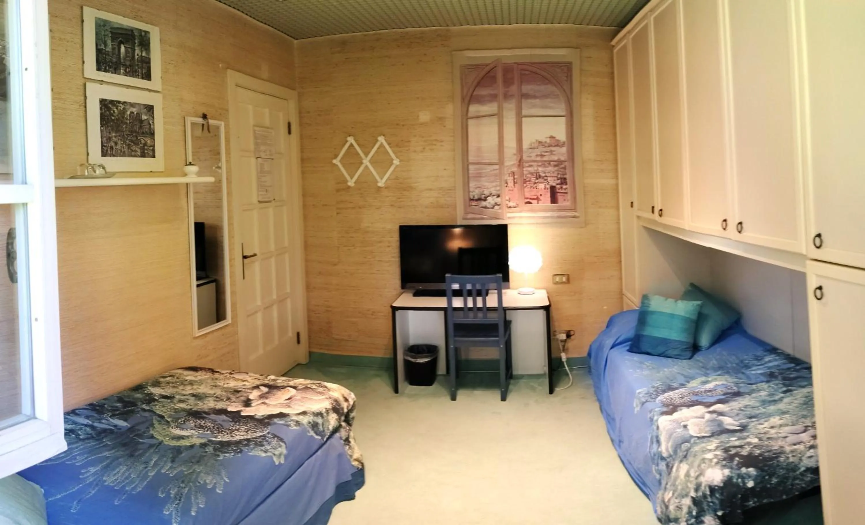 Bedroom, Bed in B&B Villa Liz Varese