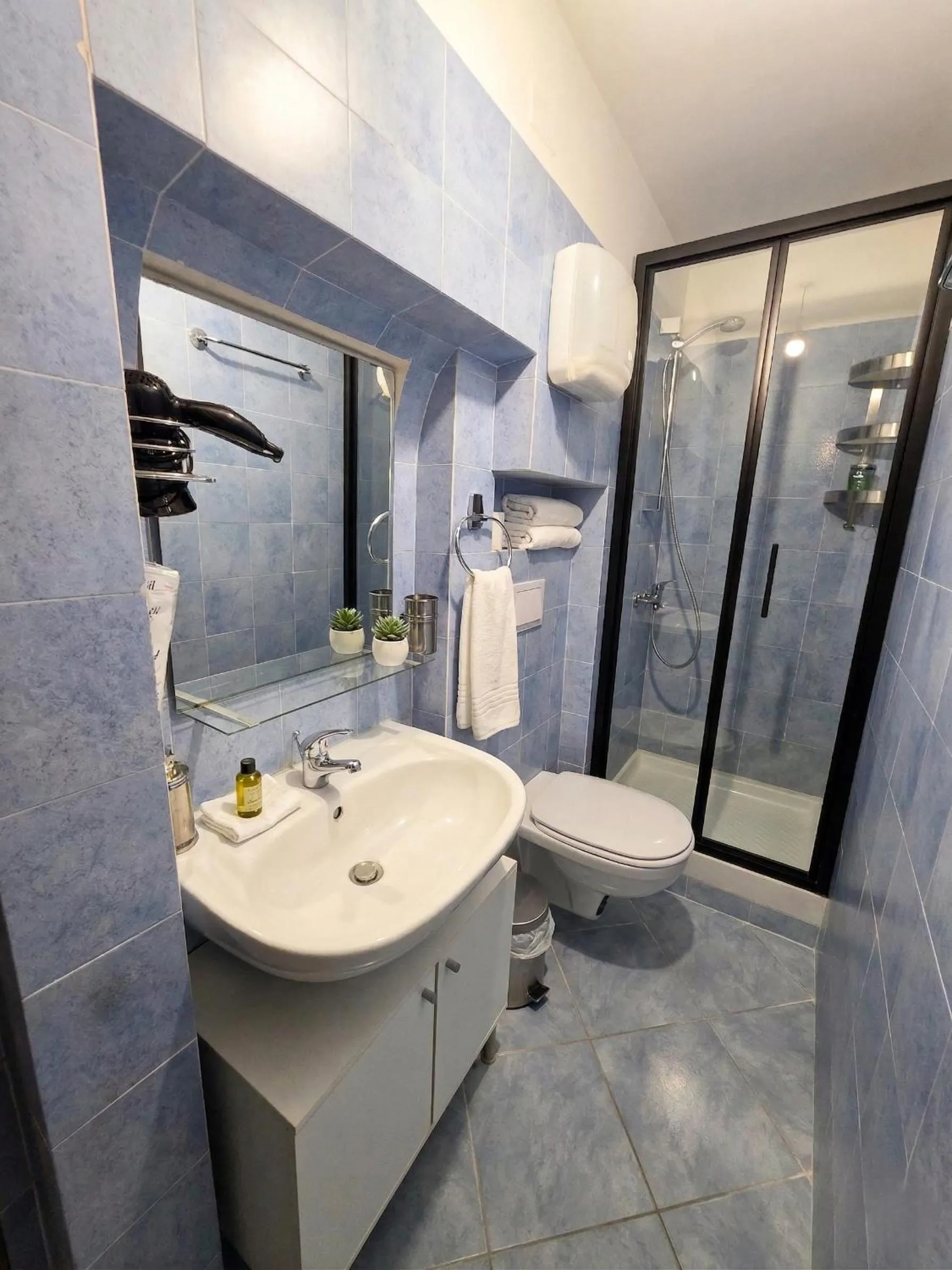 Bathroom in La Piazza B&B