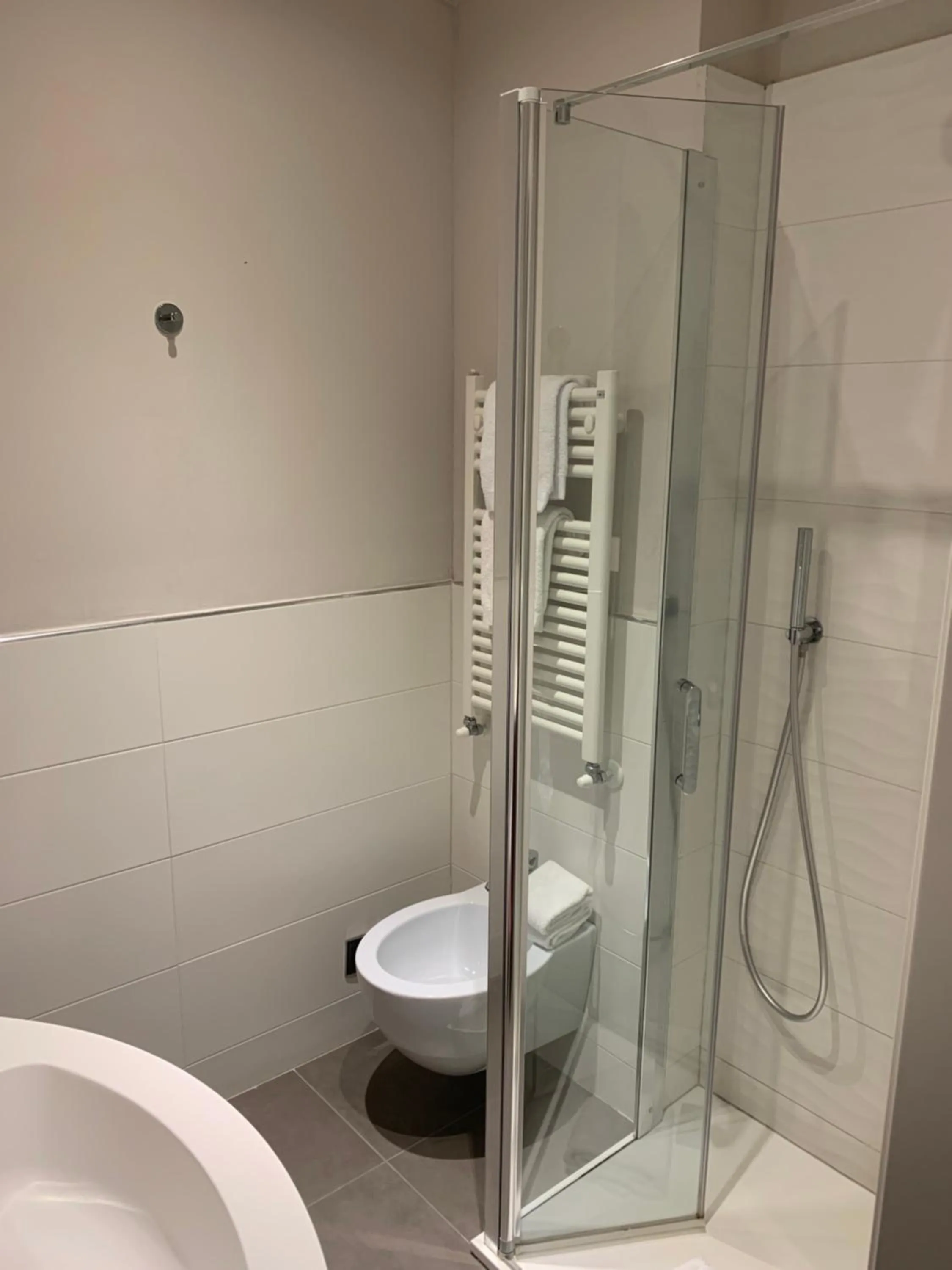 Shower in Hotel Villa Barsanti