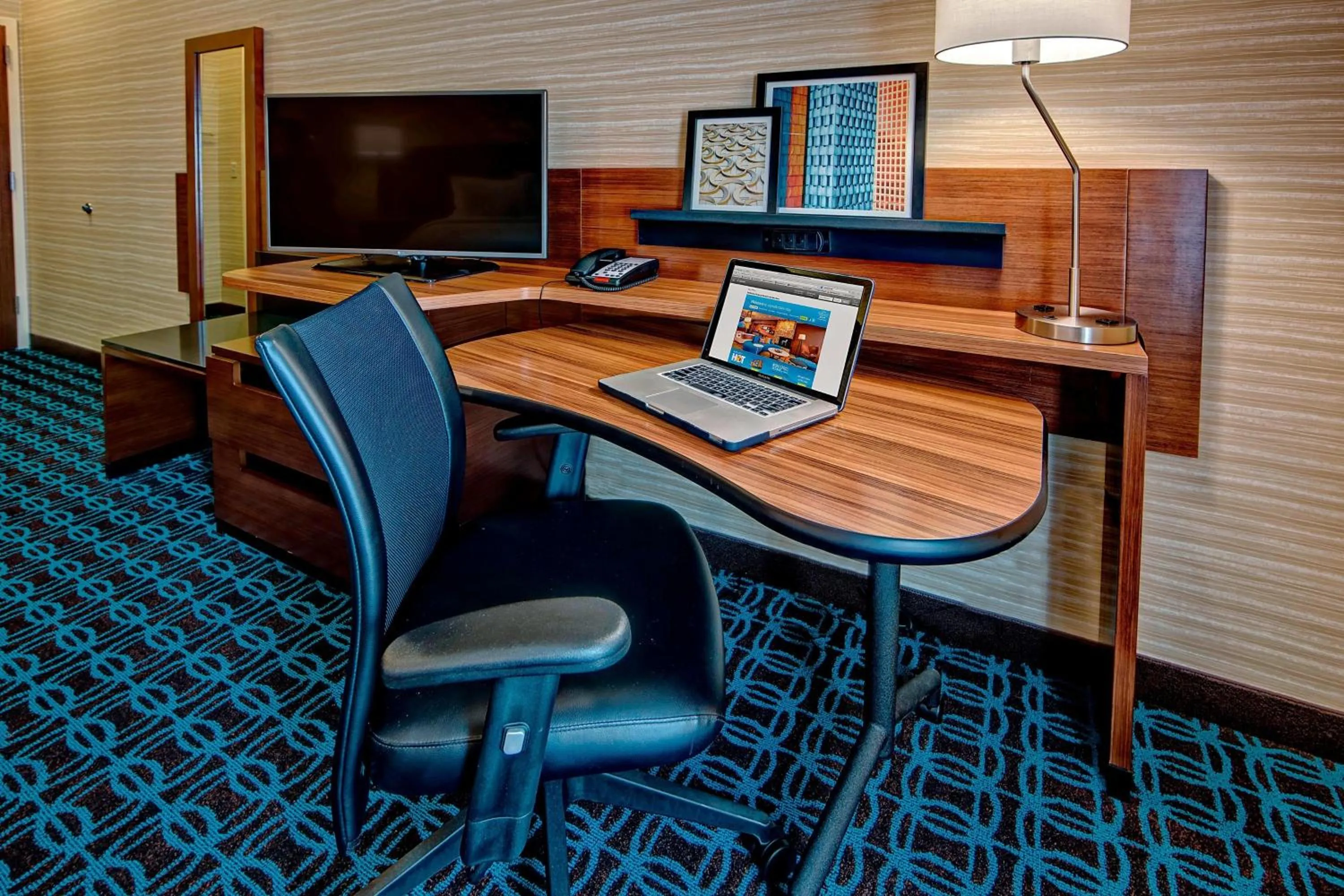 Photo of the whole room in Fairfield Inn & Suites by Marriott Jackson