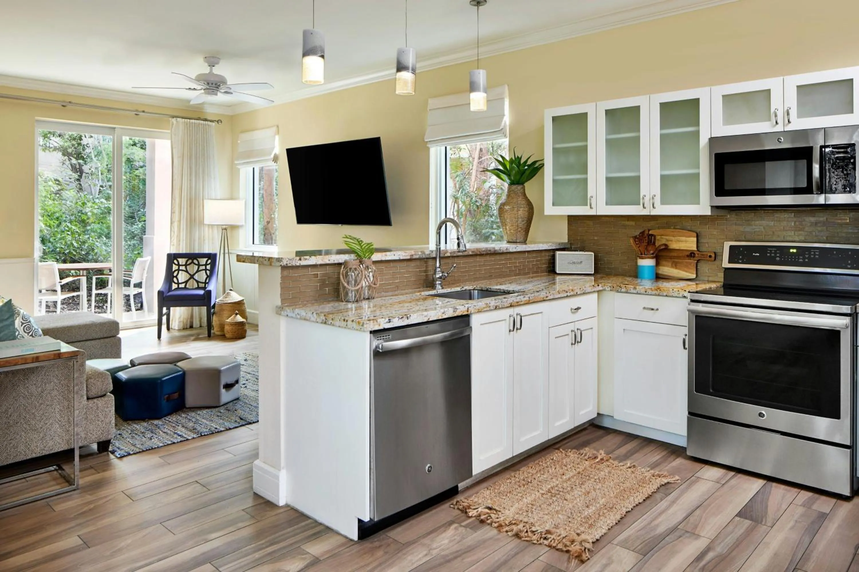 Kitchen or kitchenette in Playa Largo Resort & Spa, Autograph Collection