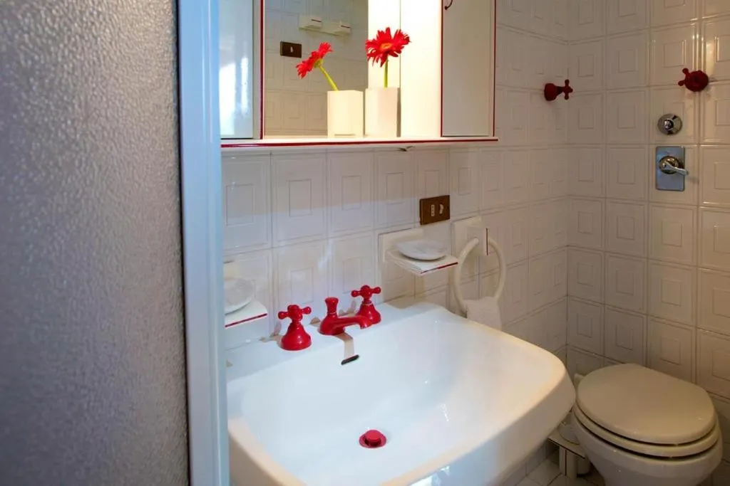 Bathroom in Poggio di mare