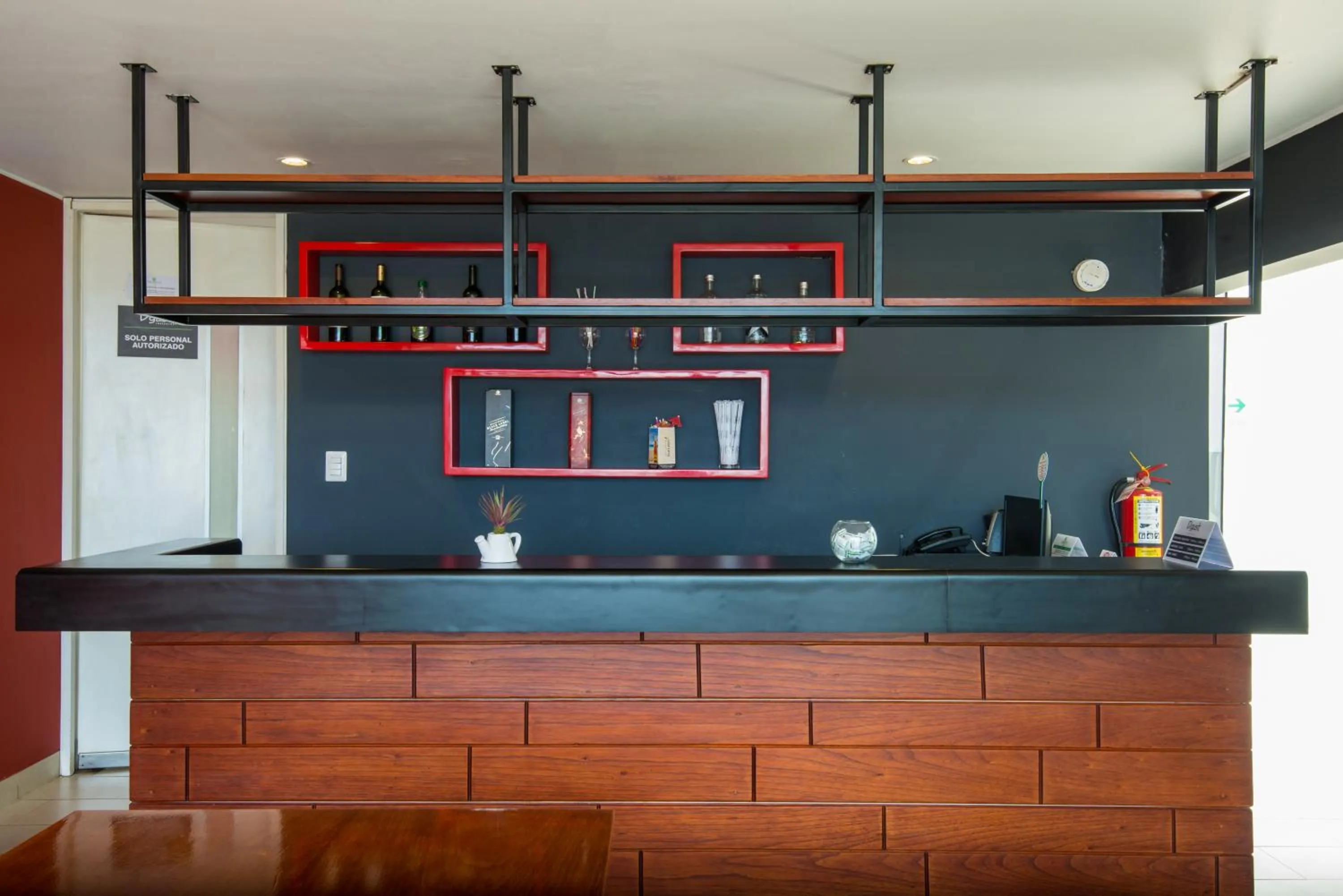 Lounge or bar in Palmetto Hotel Business La Perla