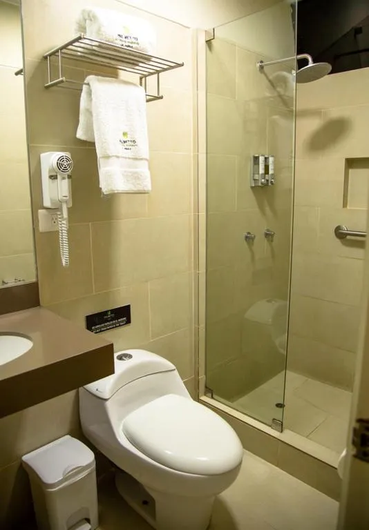 Bathroom in Palmetto Hotel Business La Perla