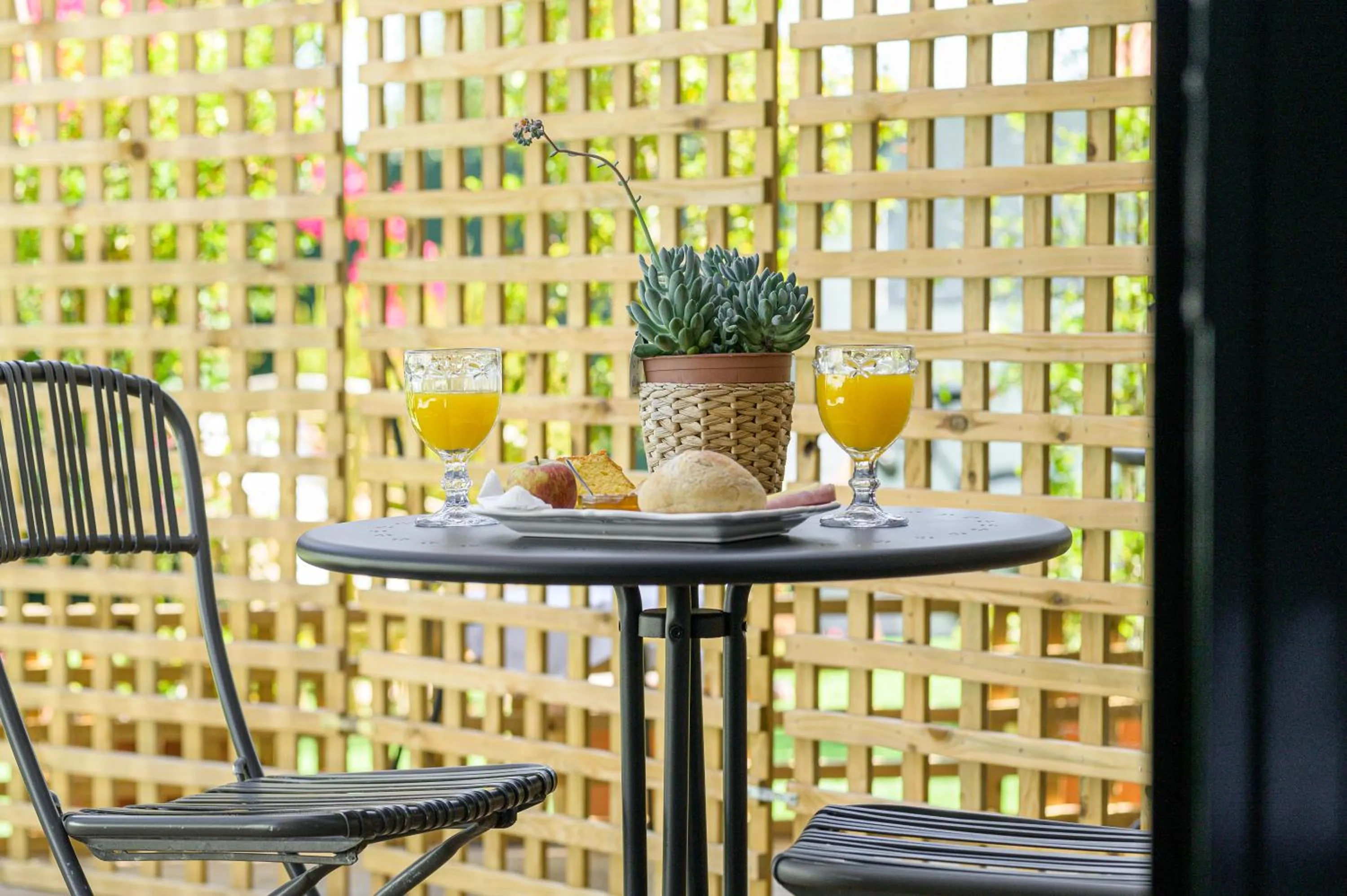 Food and drinks in Casa das Hortênsias - Charming Guest House