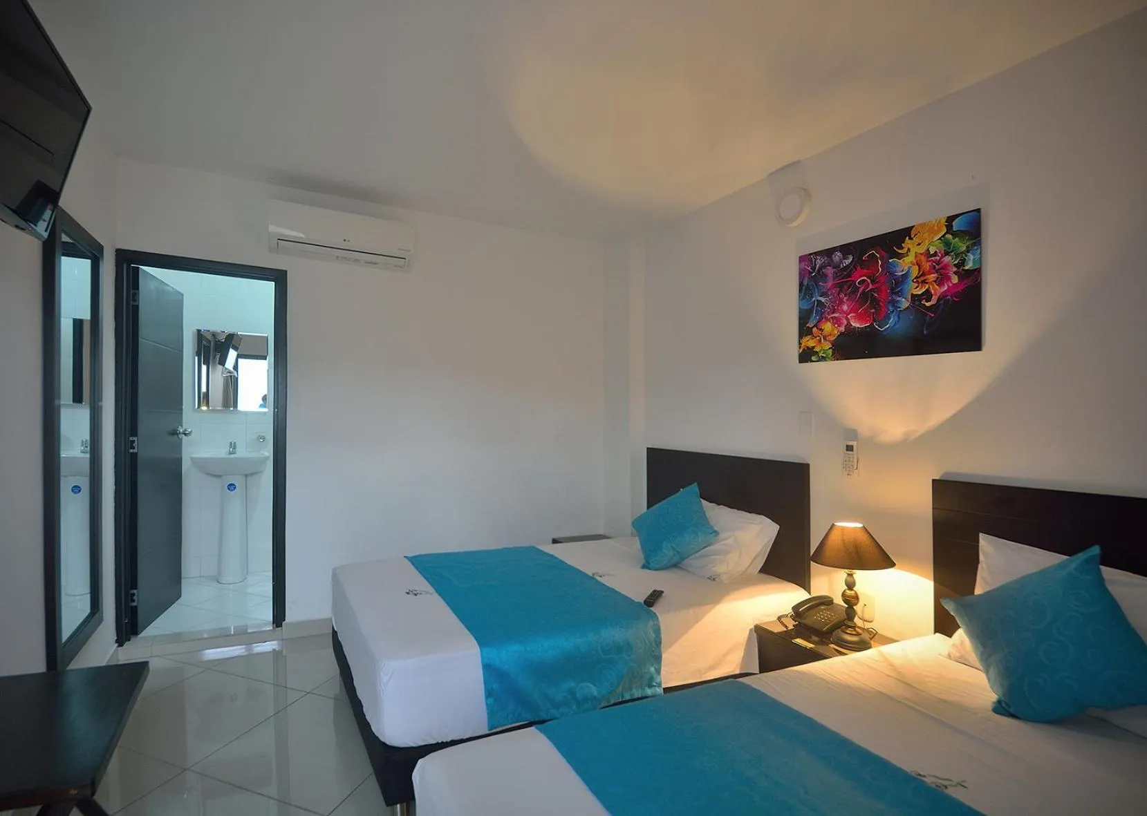 Bedroom, Bed in La Pera Hotel