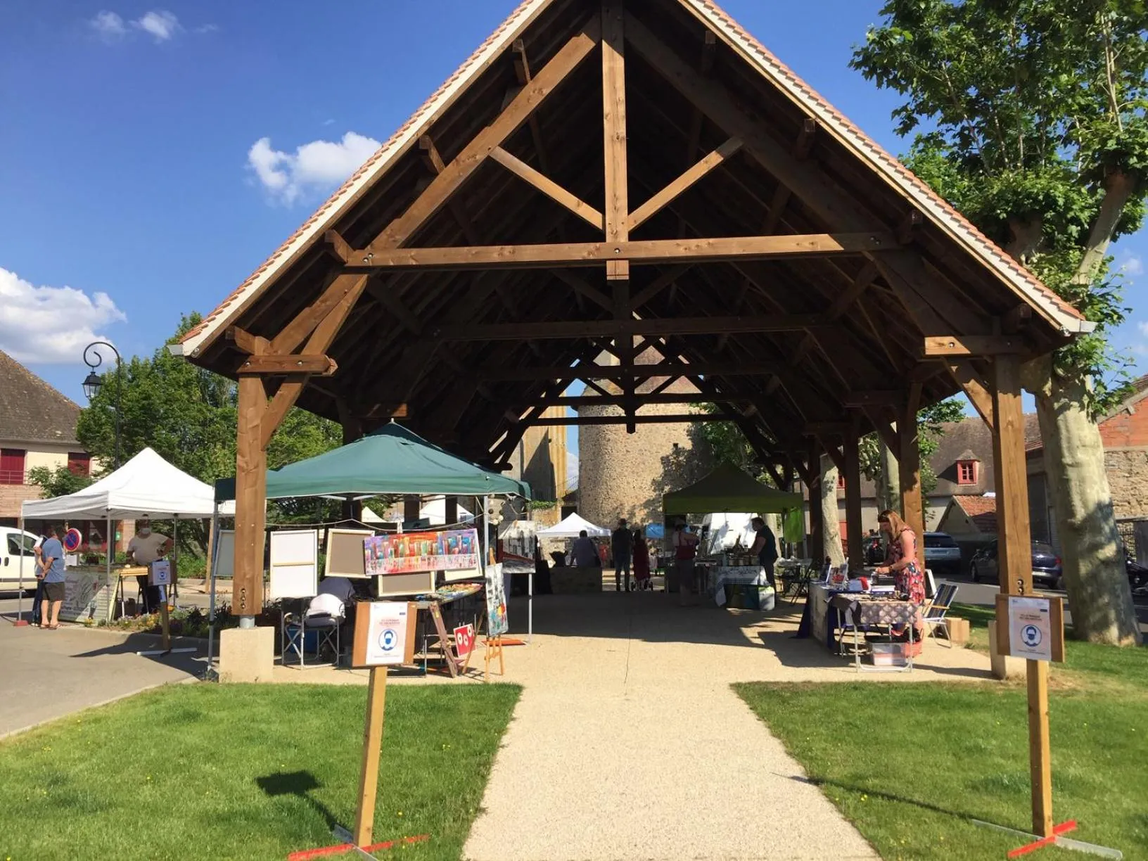 People in Les Maitres Sonneurs