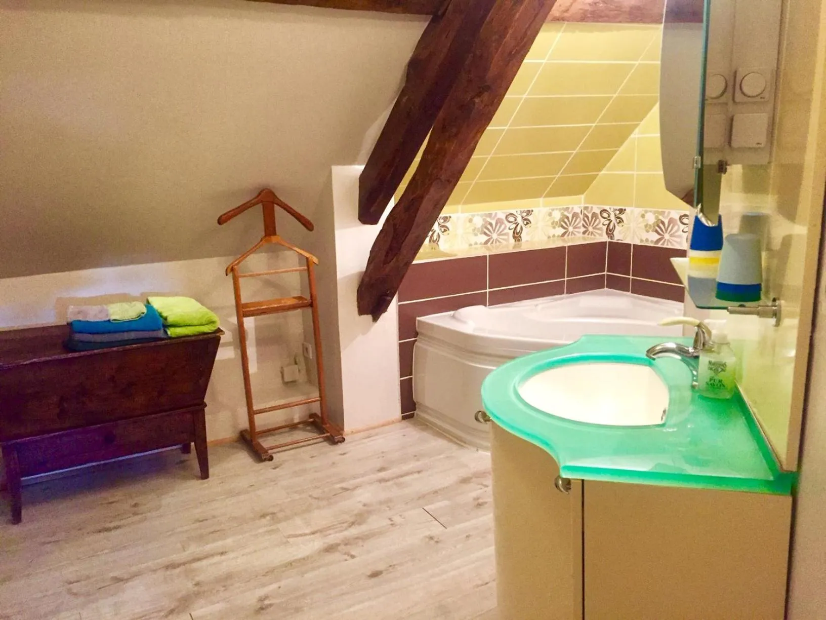 Bathroom in Les Maitres Sonneurs