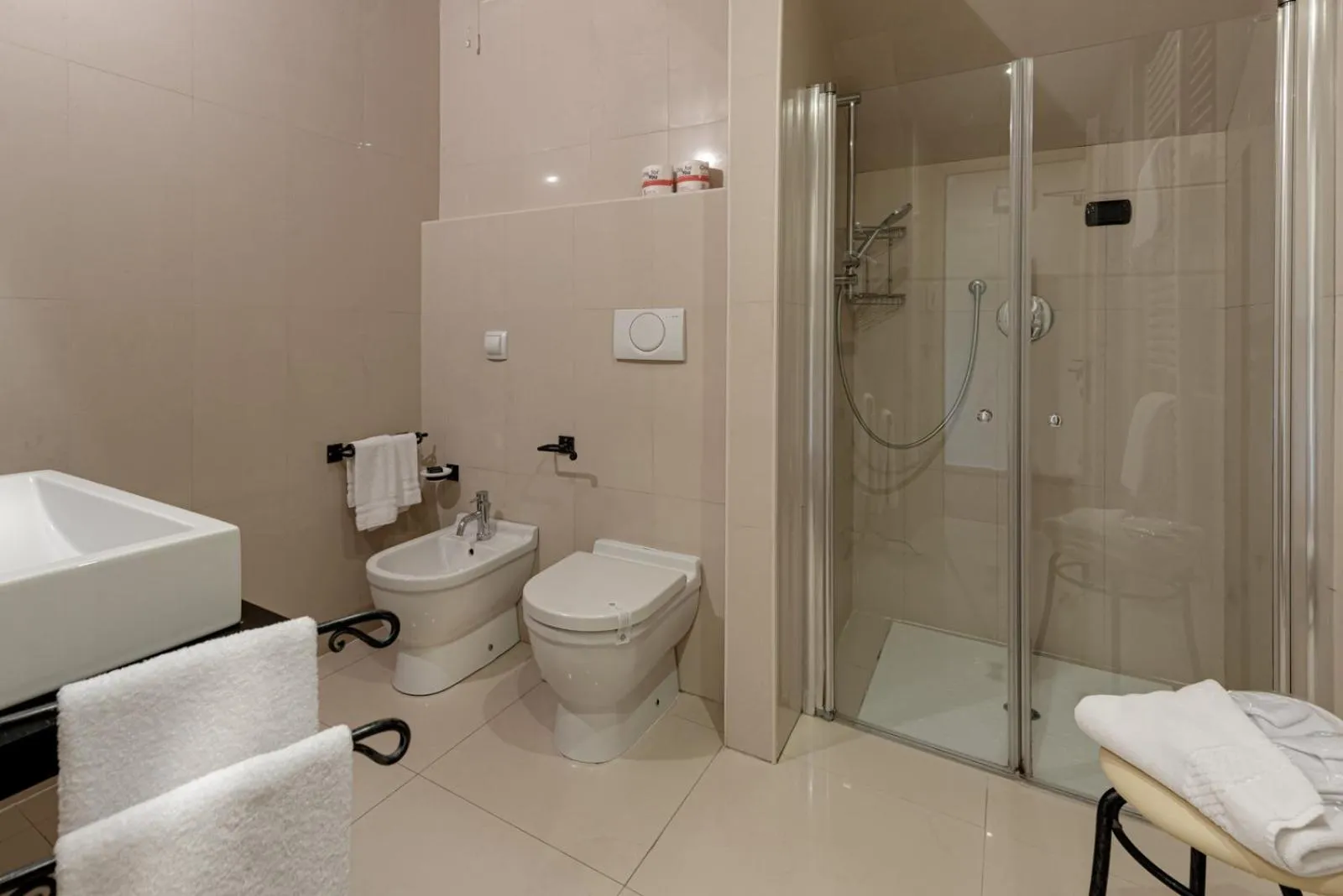 Bathroom in Villa Campomaggio Resort & SPA