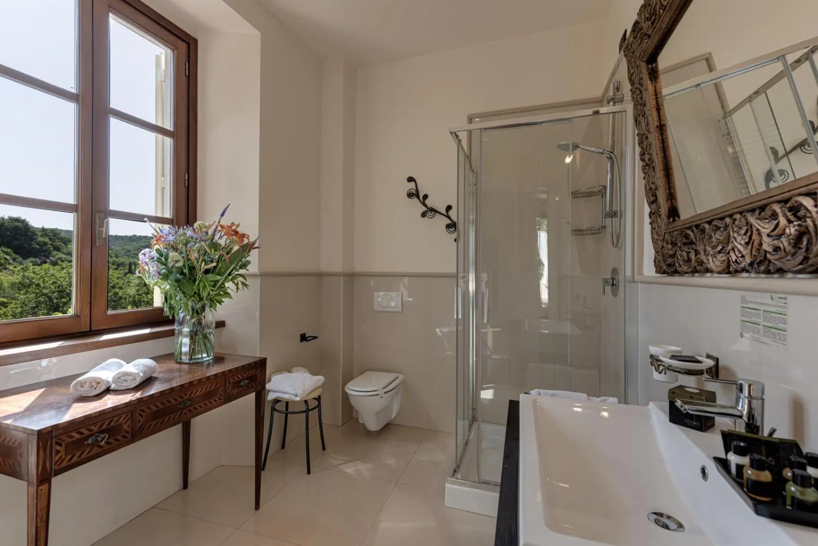 Bathroom in Villa Campomaggio Resort & SPA