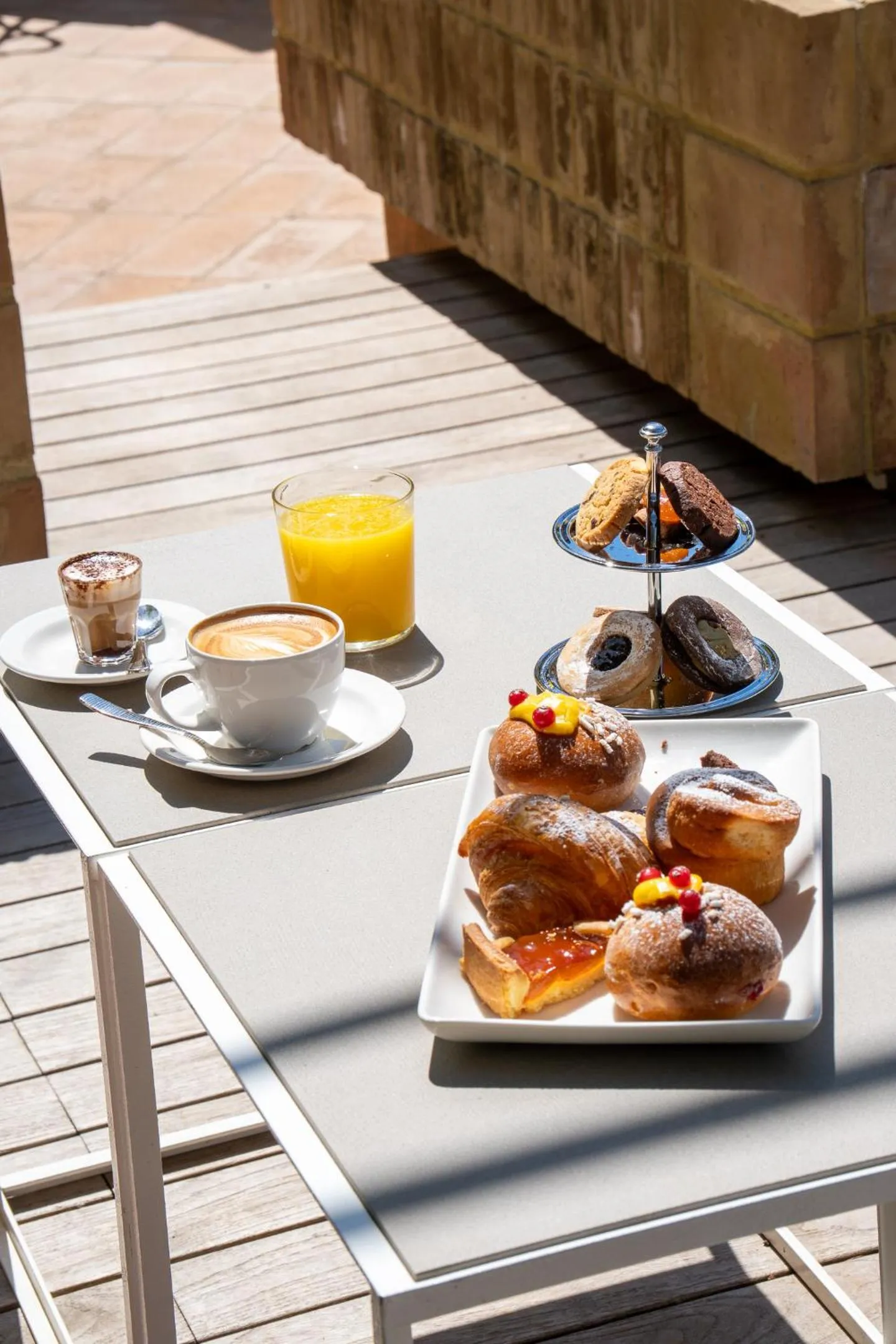 Breakfast in Villa Campomaggio Resort & SPA