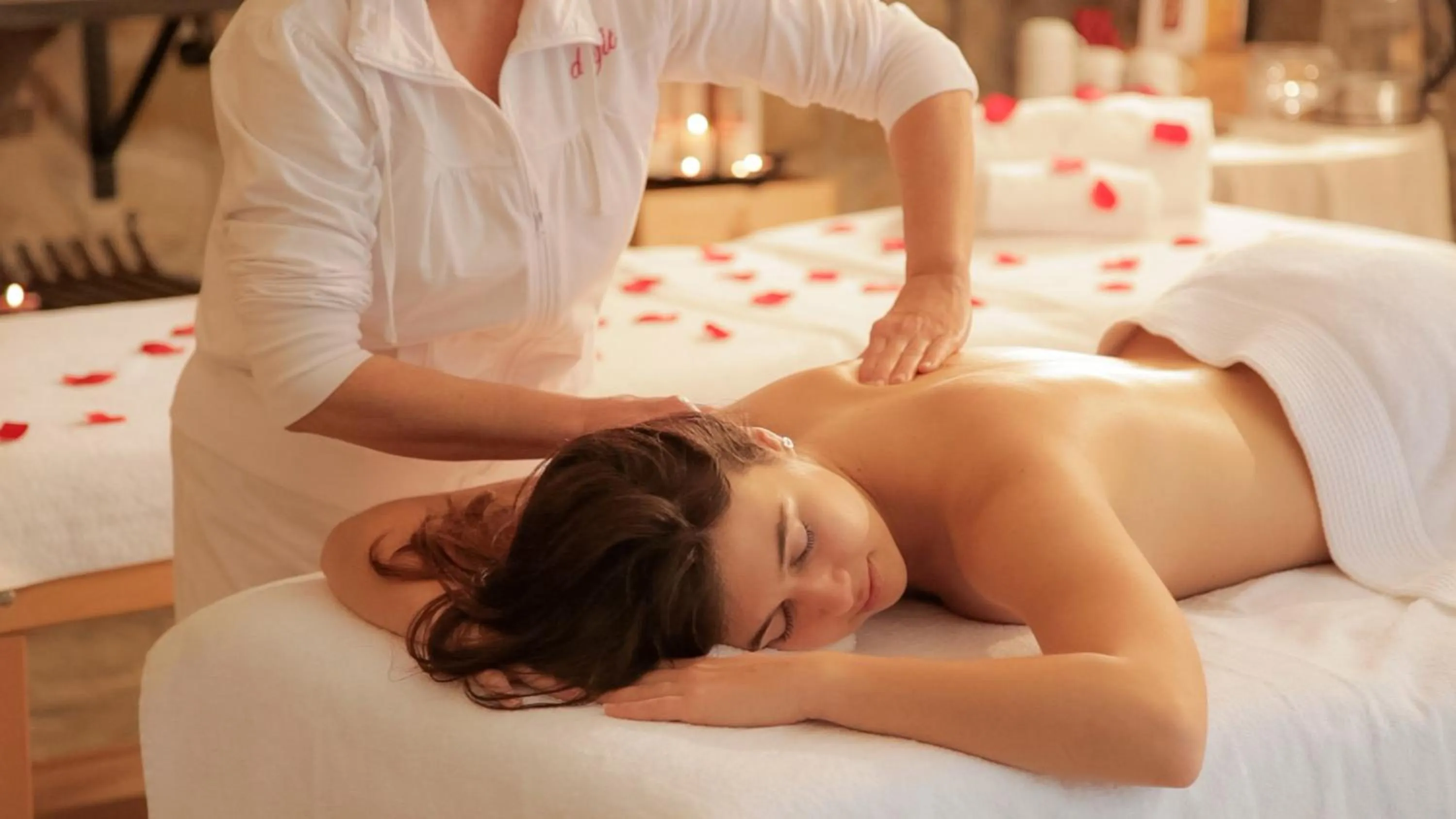 Massage in Villa Campomaggio Resort & SPA