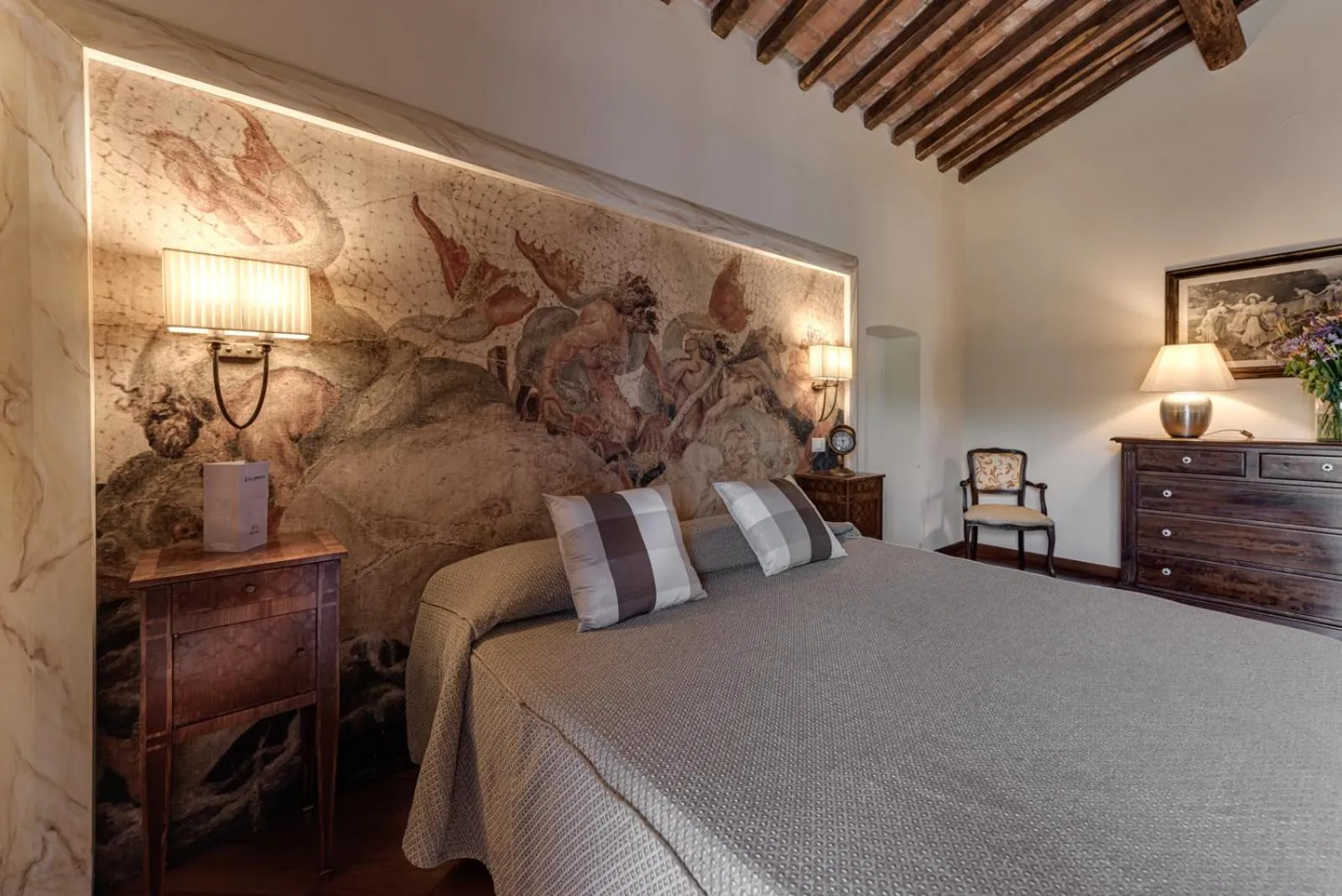 Family, Bed in Villa Campomaggio Resort & SPA