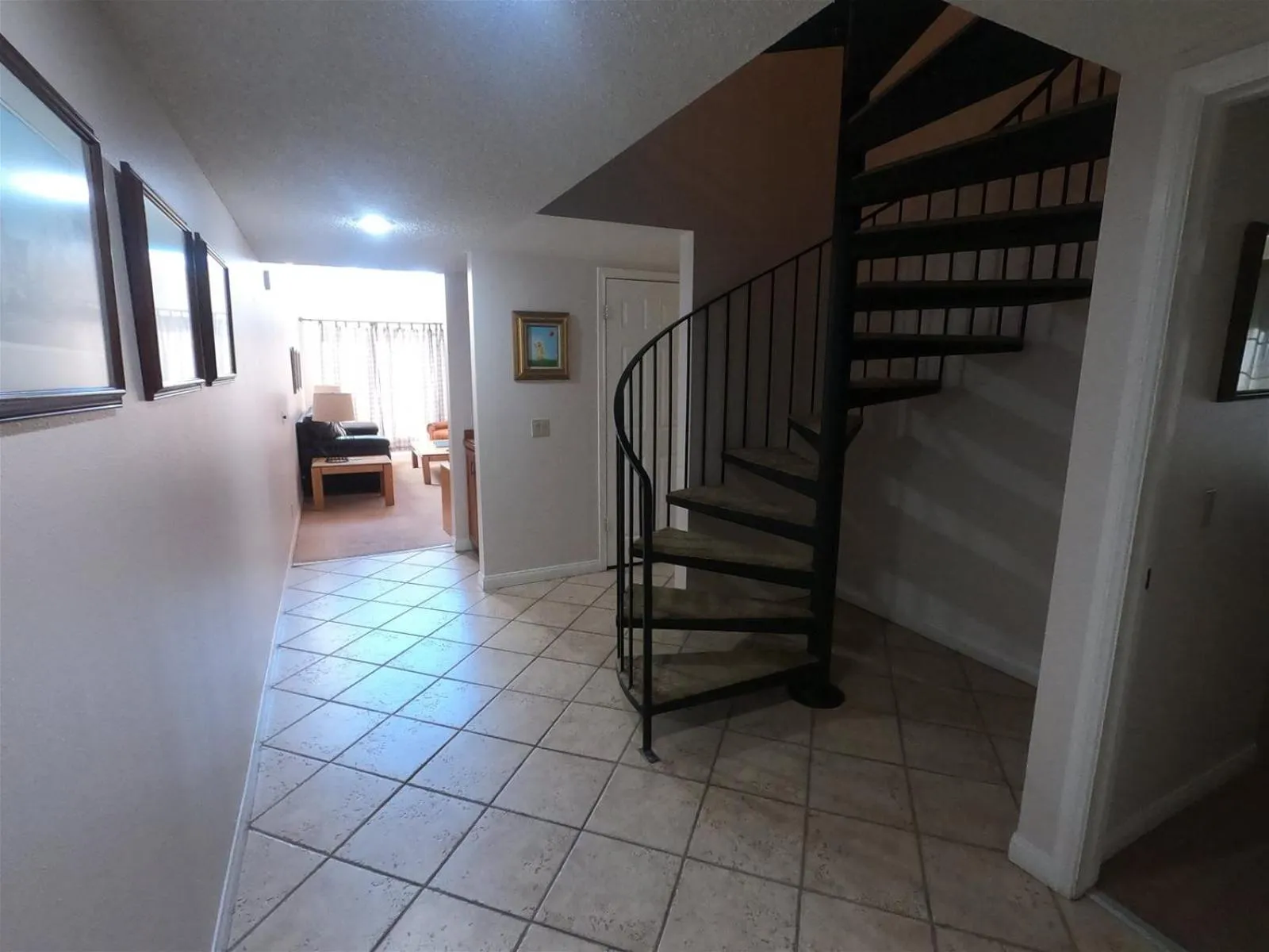 Property building in Rr-interlaken 09