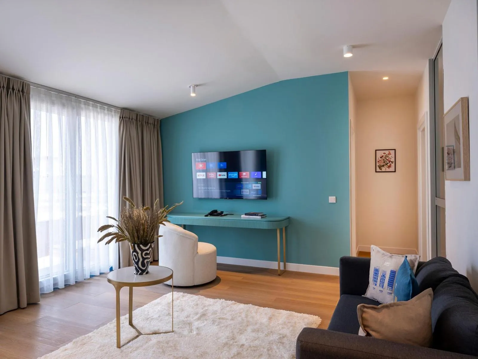 TV and multimedia in Taksim Juno Residences