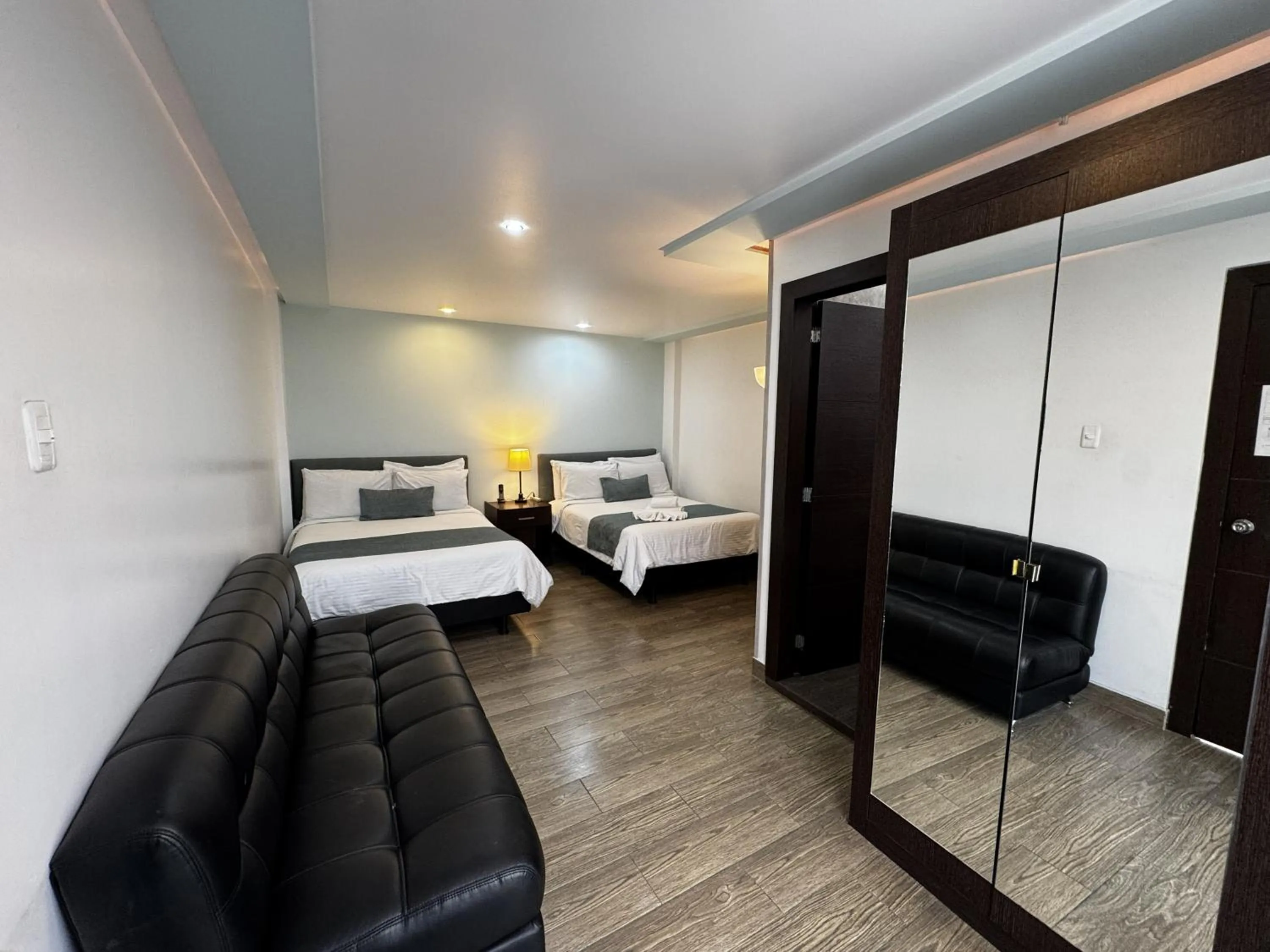 Photo of the whole room, Bed in Hotel Shalom