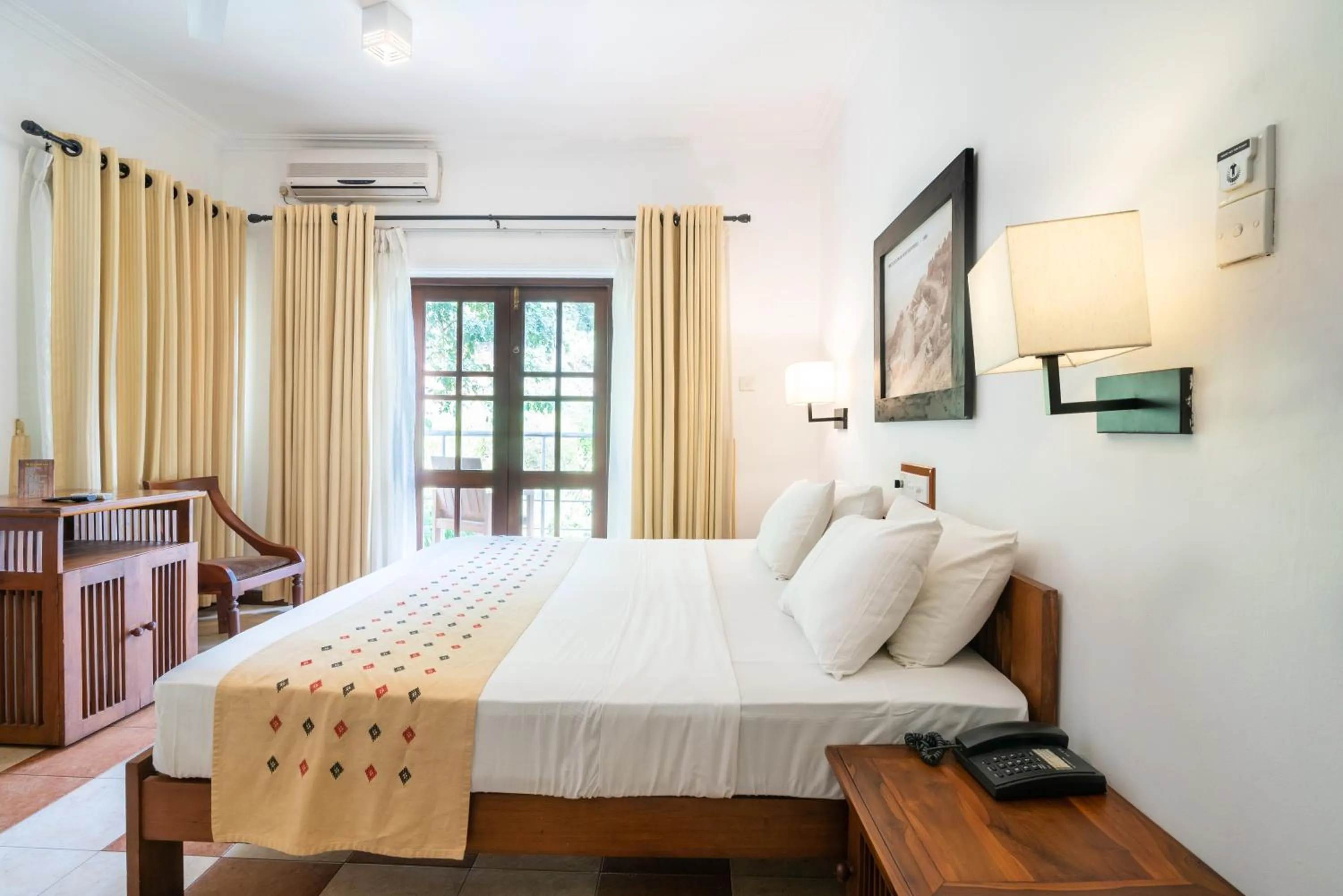 Bed in Fresco Water Villa