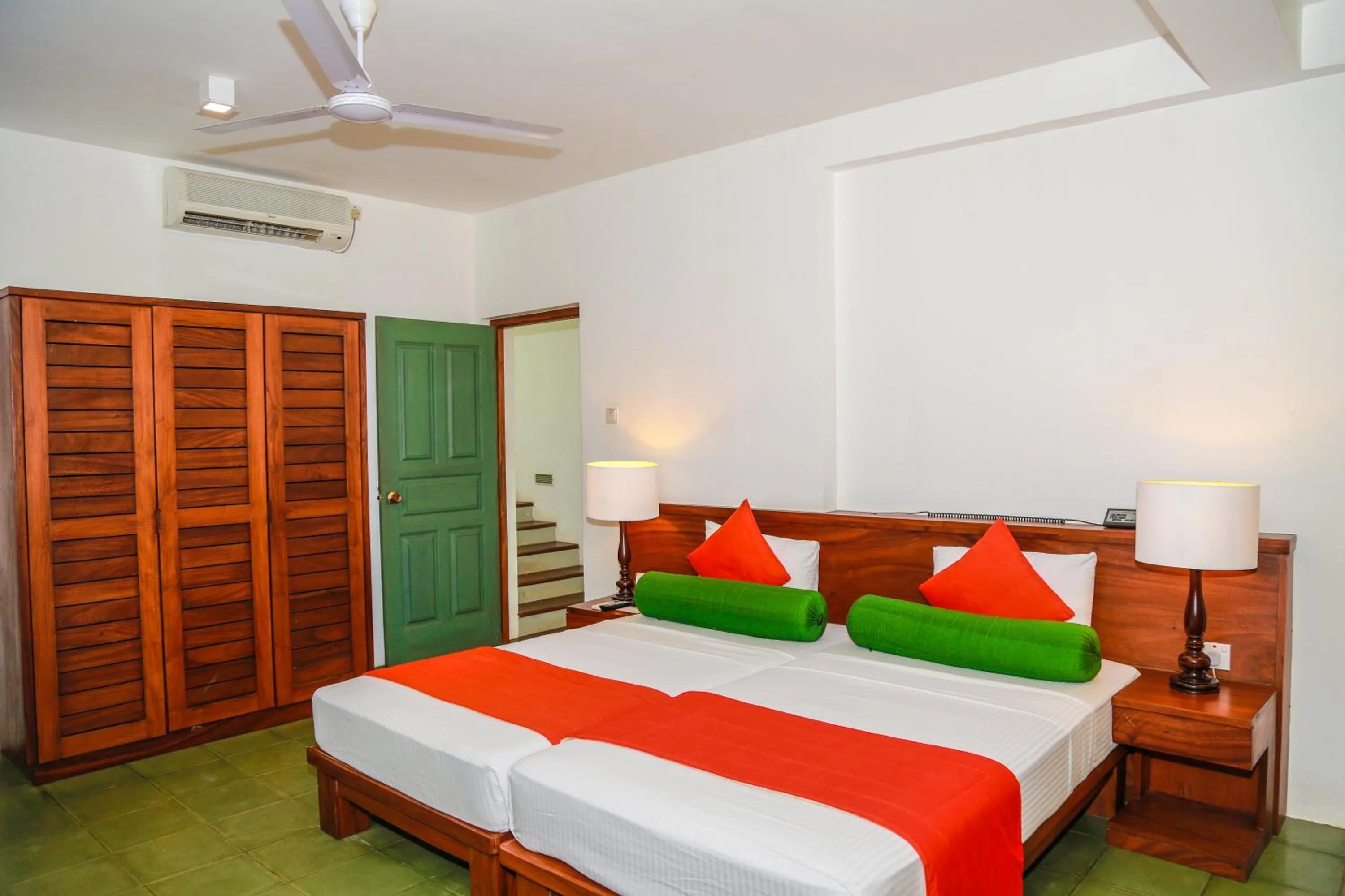 Bedroom, Bed in Fresco Water Villa