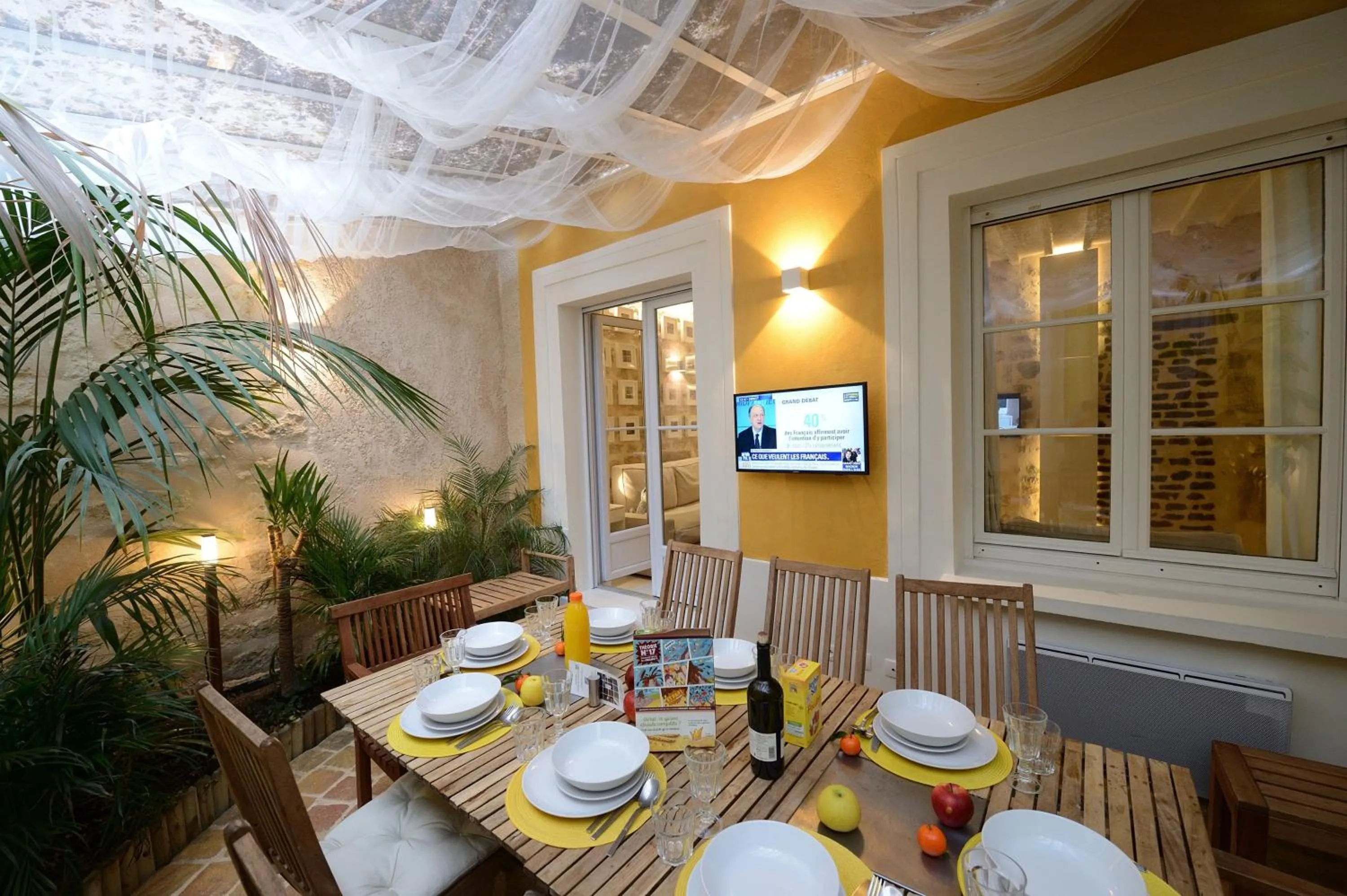 Patio in Les Patios du Marais 2