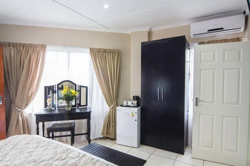 Bed in Matts Rest Bnb & Self-catering