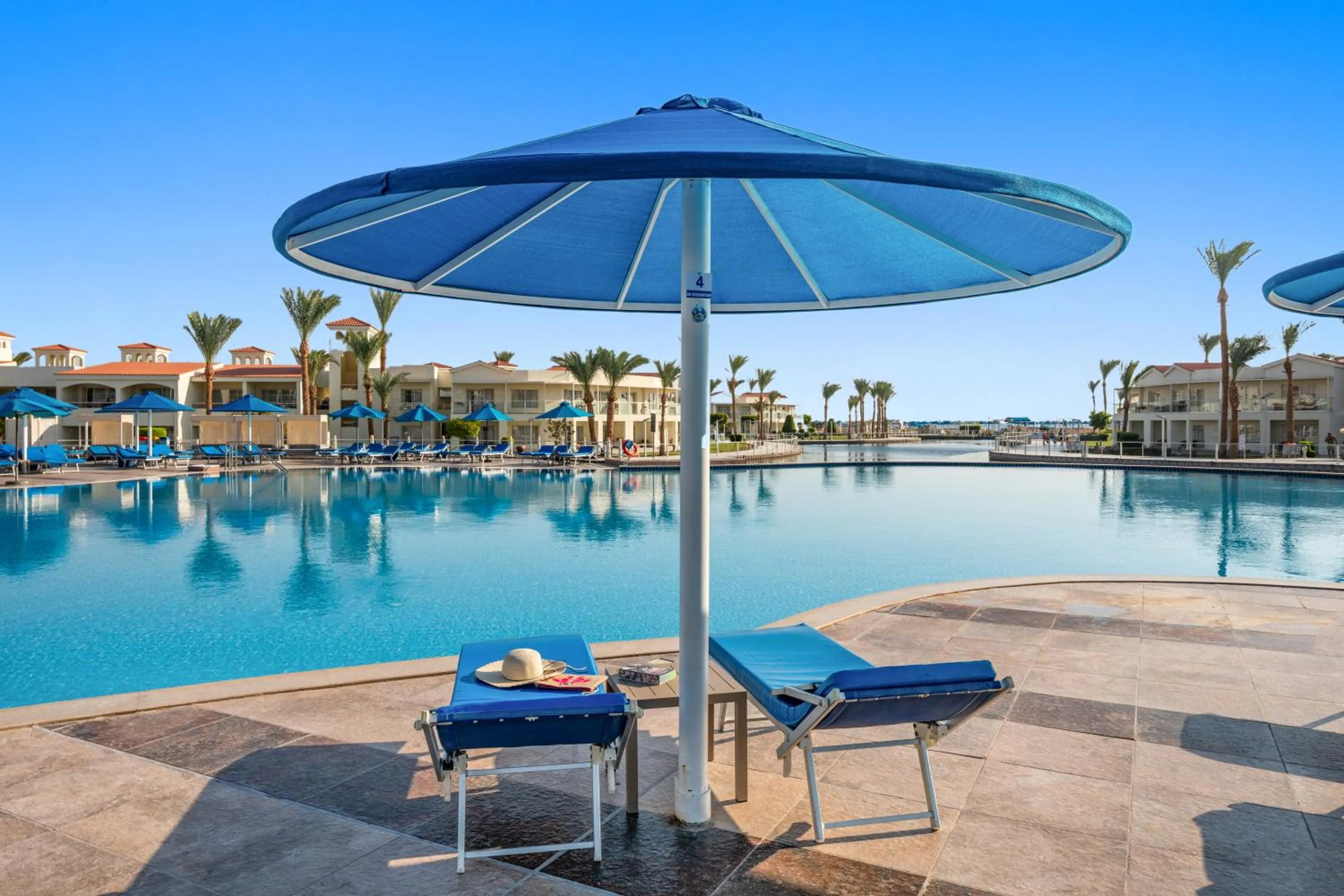 Swimming pool in Pickalbatros SUNGO Club - All Inclusive