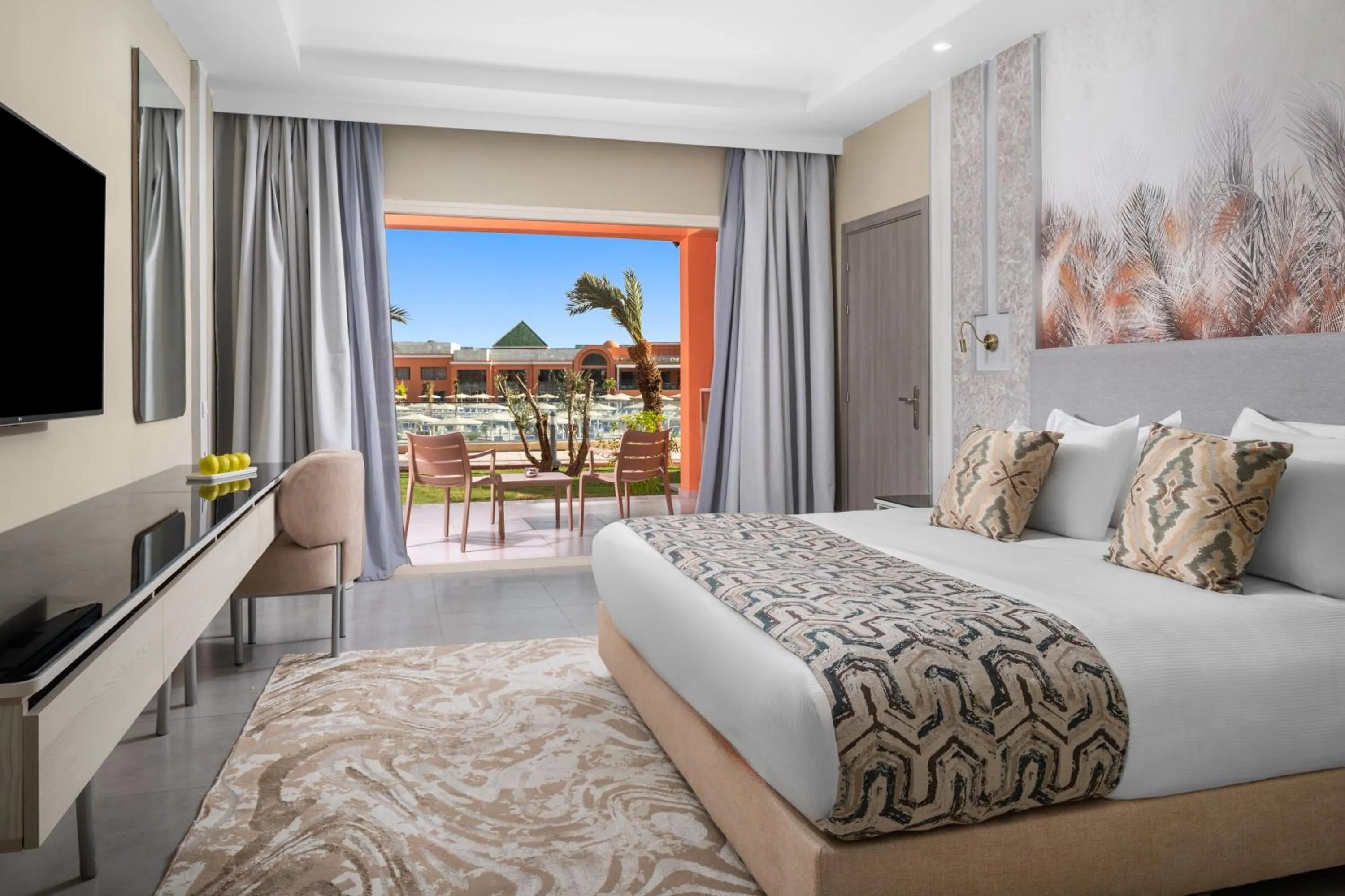 TV and multimedia, Bed in Pickalbatros SUNGO Club - All Inclusive