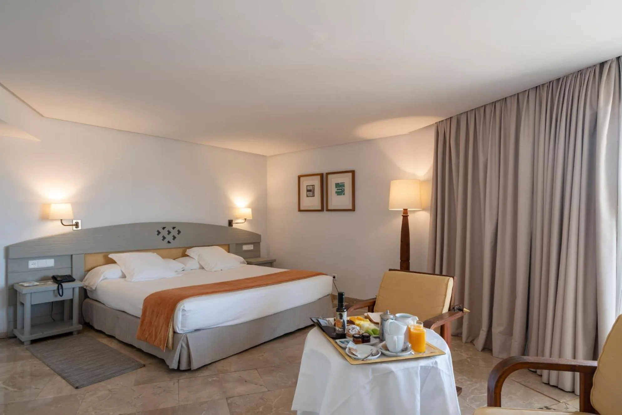 Property building, Bed in Parador de Melilla