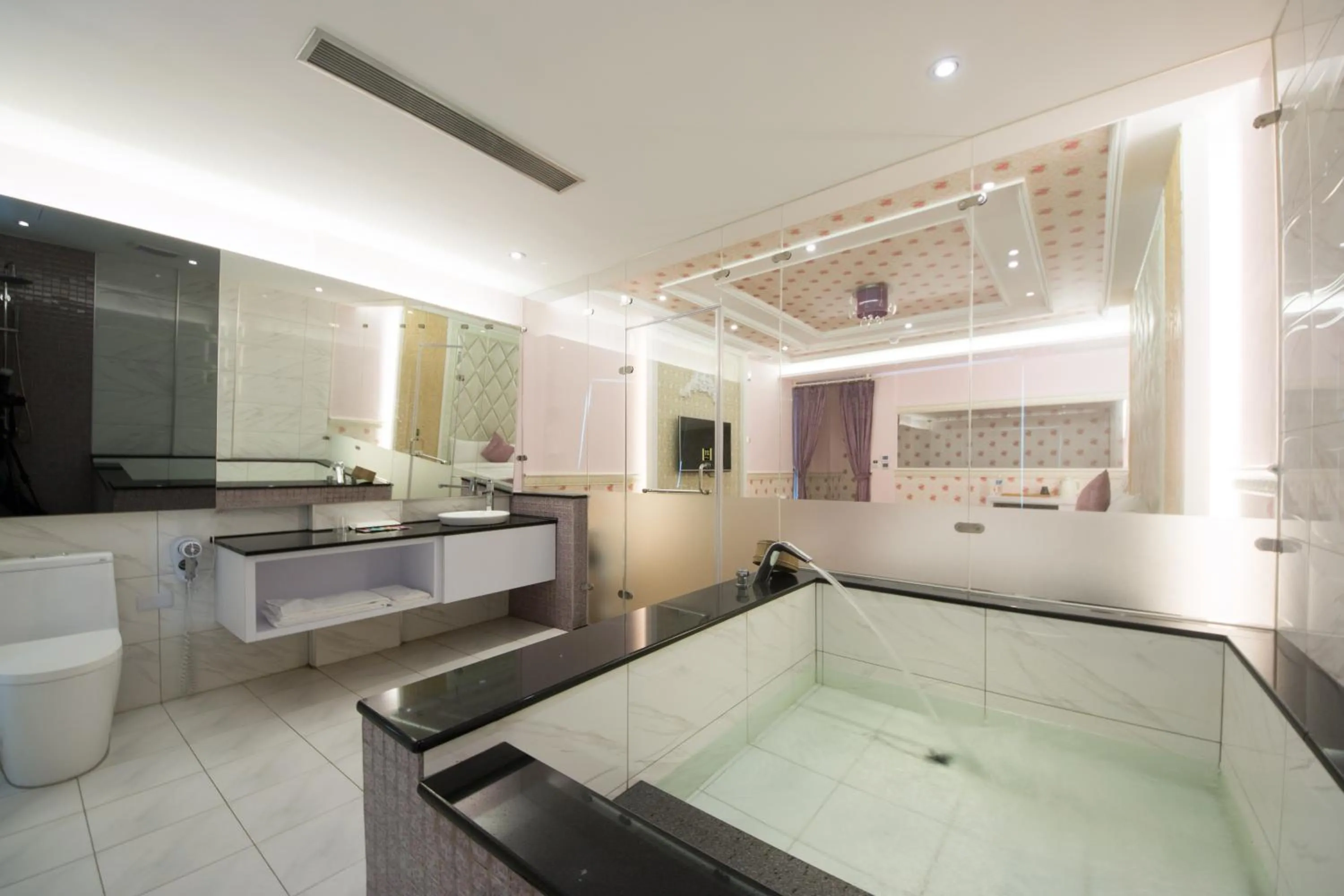 Bathroom in Garden Spring Hotel