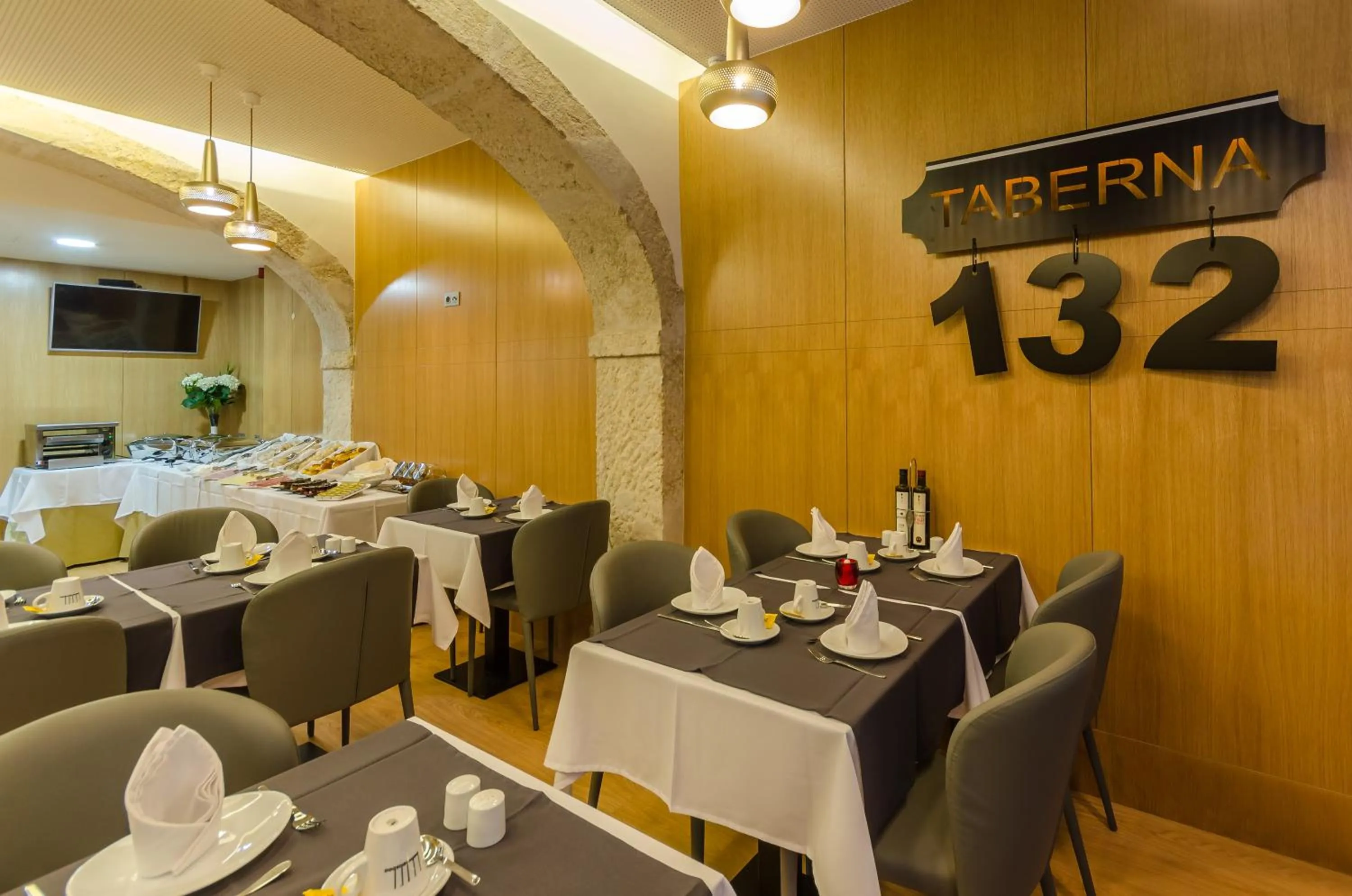 Restaurant/places to eat in behotelisboa