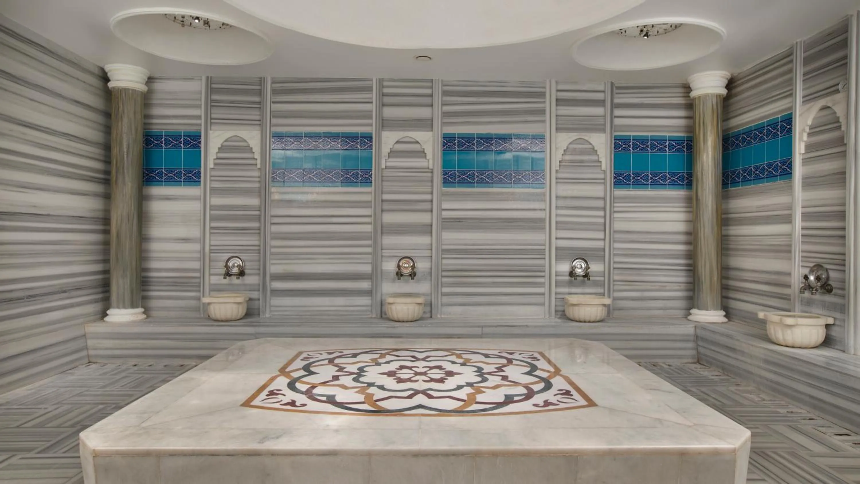 Bathroom in Side Crown Palace Ultra All Inclusive