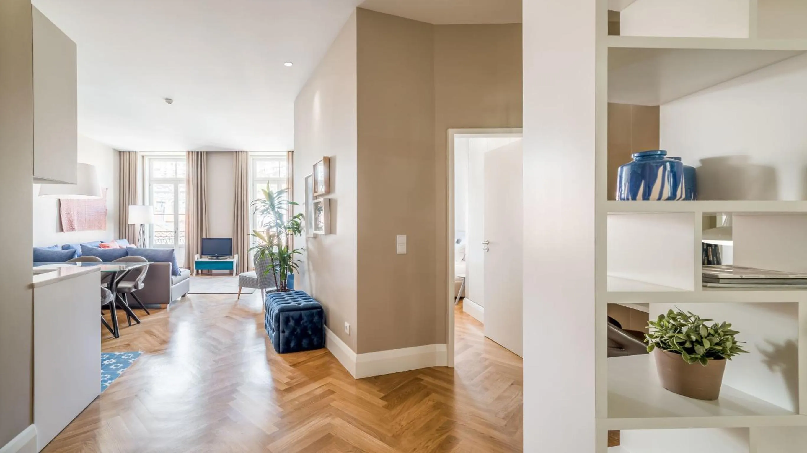 Decorative detail in Mouzinho 160