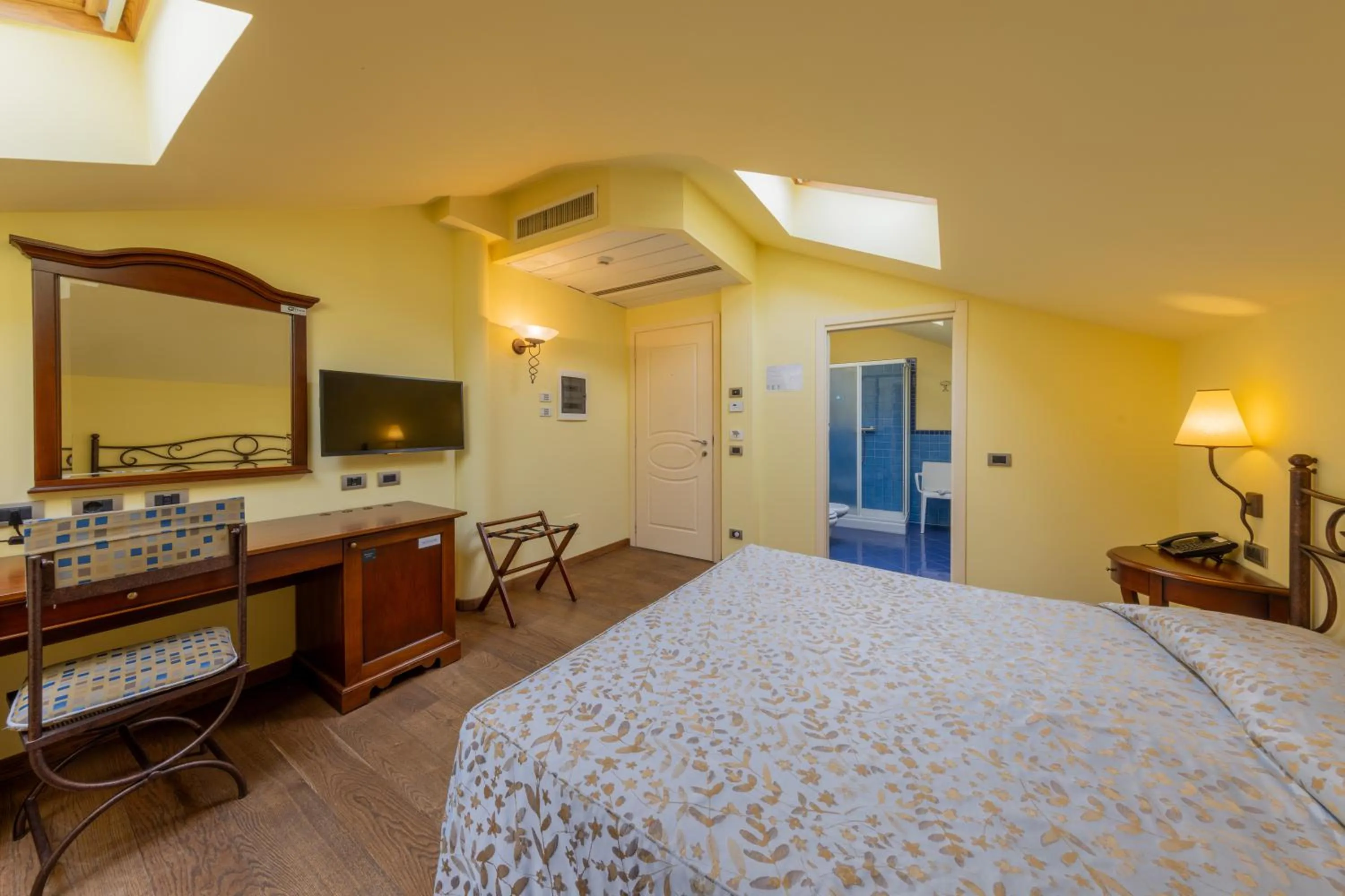 Bed in La Darsena Boutique Hotel & Restaurant