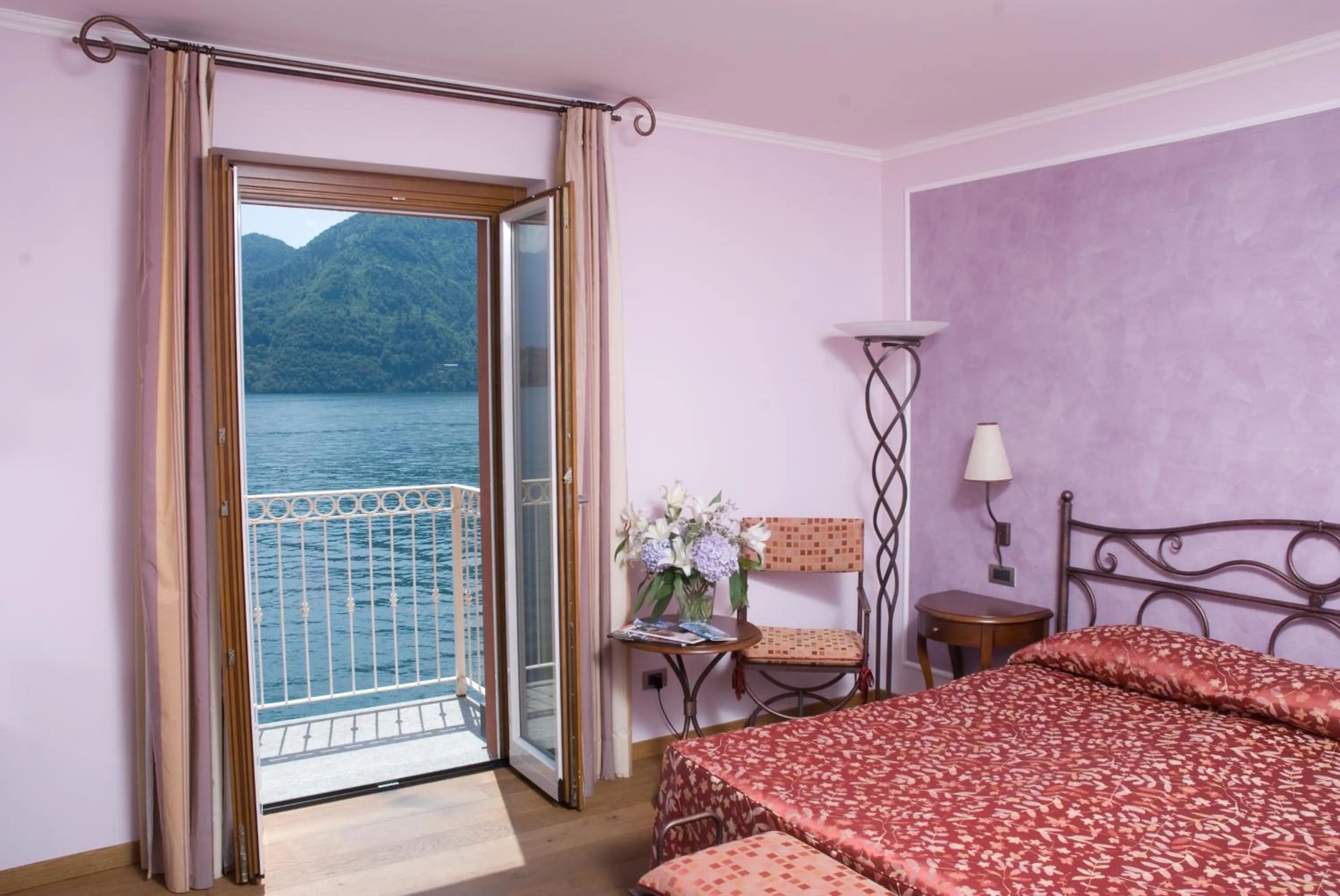 Balcony/Terrace, Bed in La Darsena Boutique Hotel & Restaurant