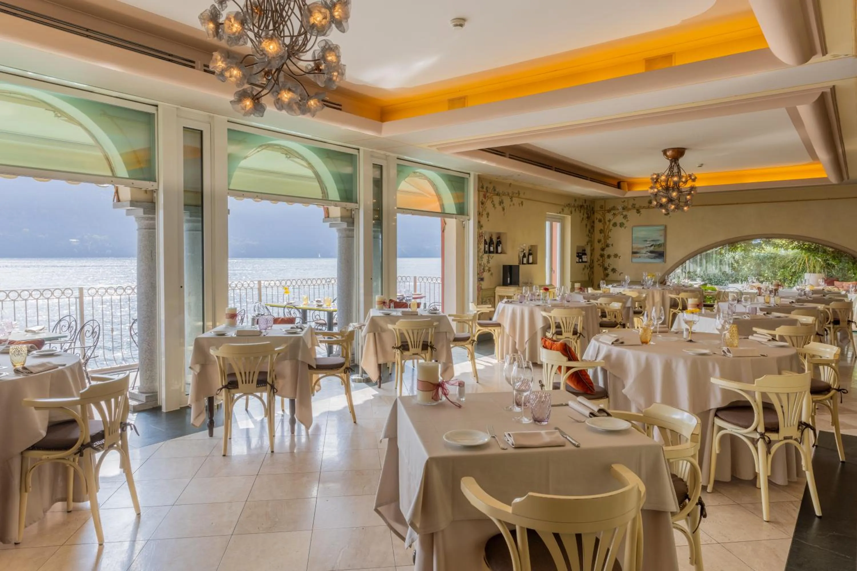 Restaurant/places to eat in La Darsena Boutique Hotel & Restaurant
