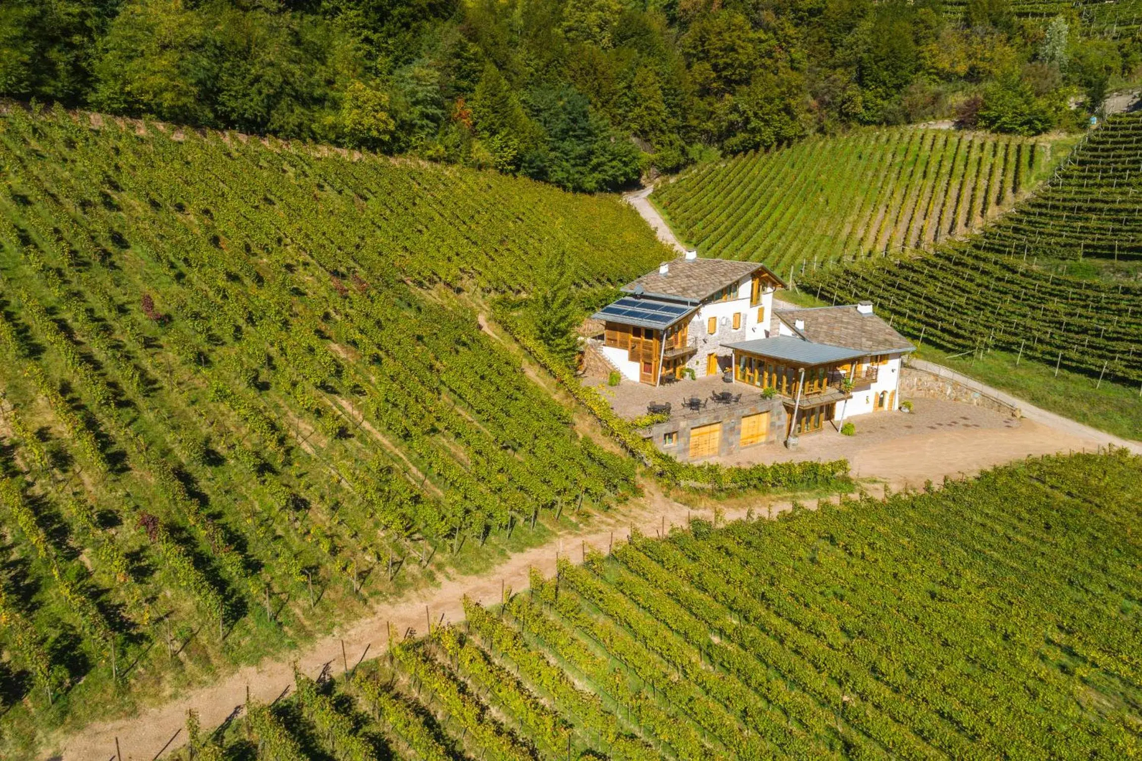 Five-Bedroom House in Agriturismo Maso Besleri Five-Bedroom House in Agriturismo Maso Besleri