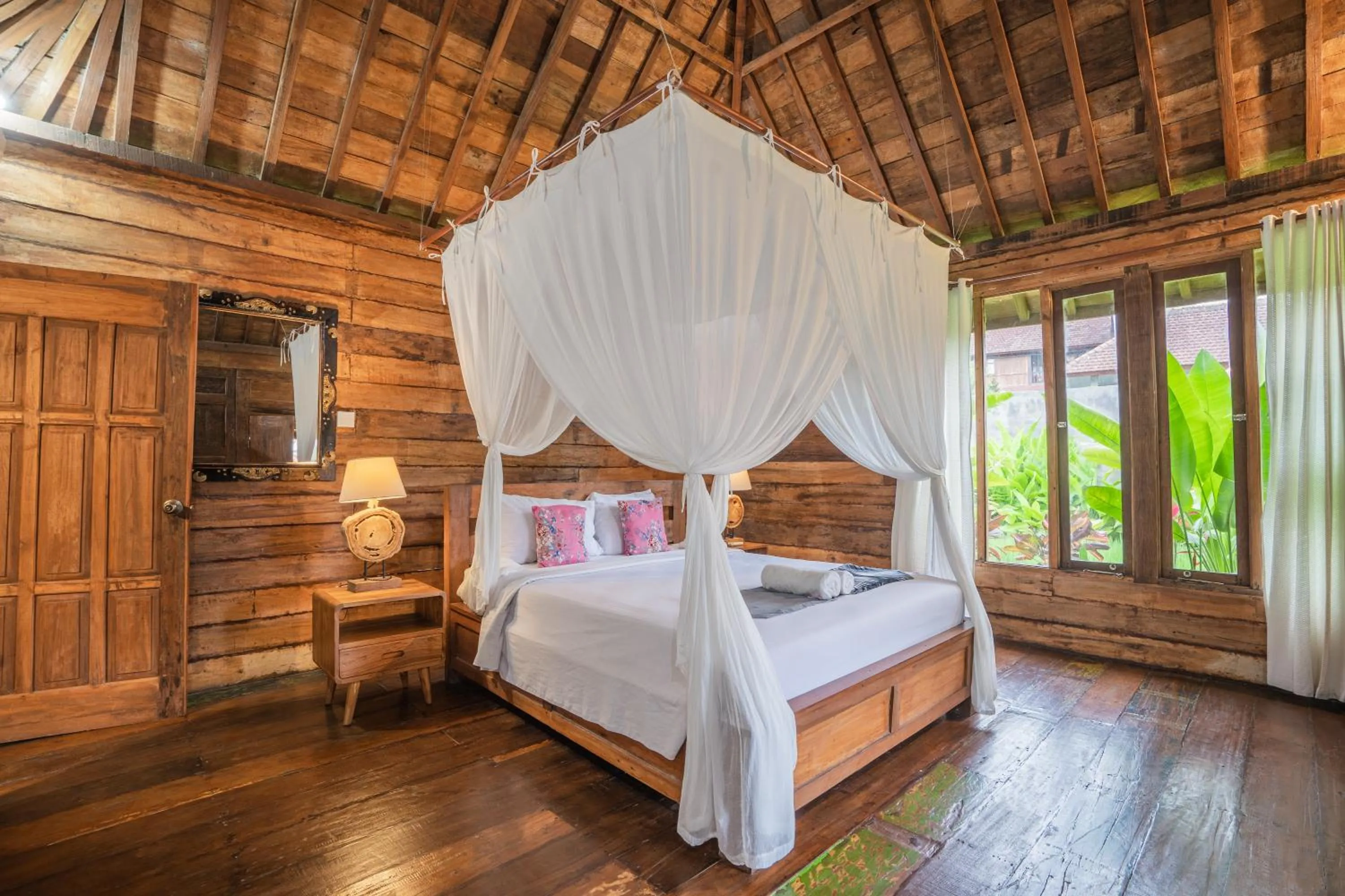 Photo of the whole room, Bed in Ubud Sawah Scenery Villa and Homestay