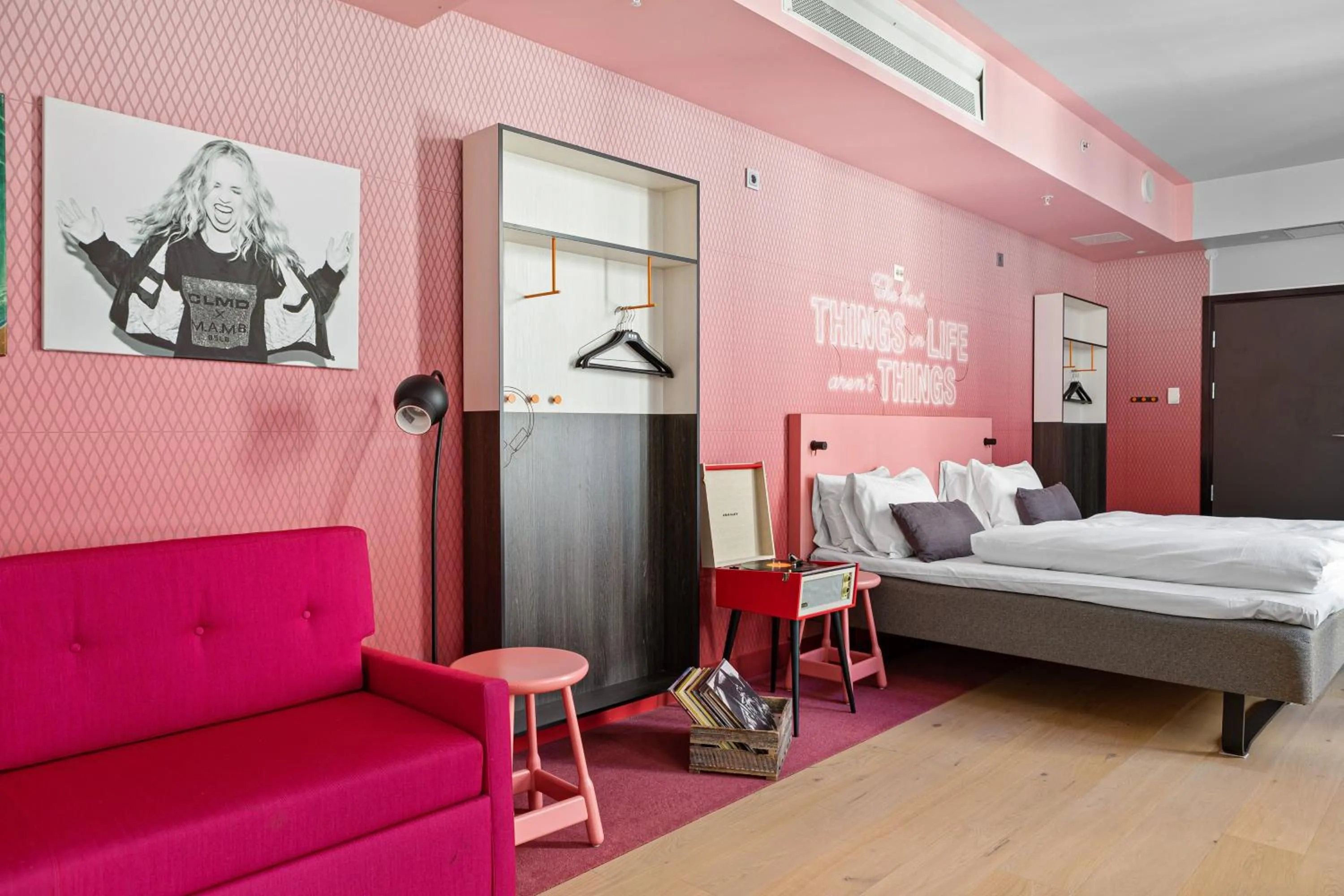 Bedroom, Bed in Comfort Hotel Karl Johan