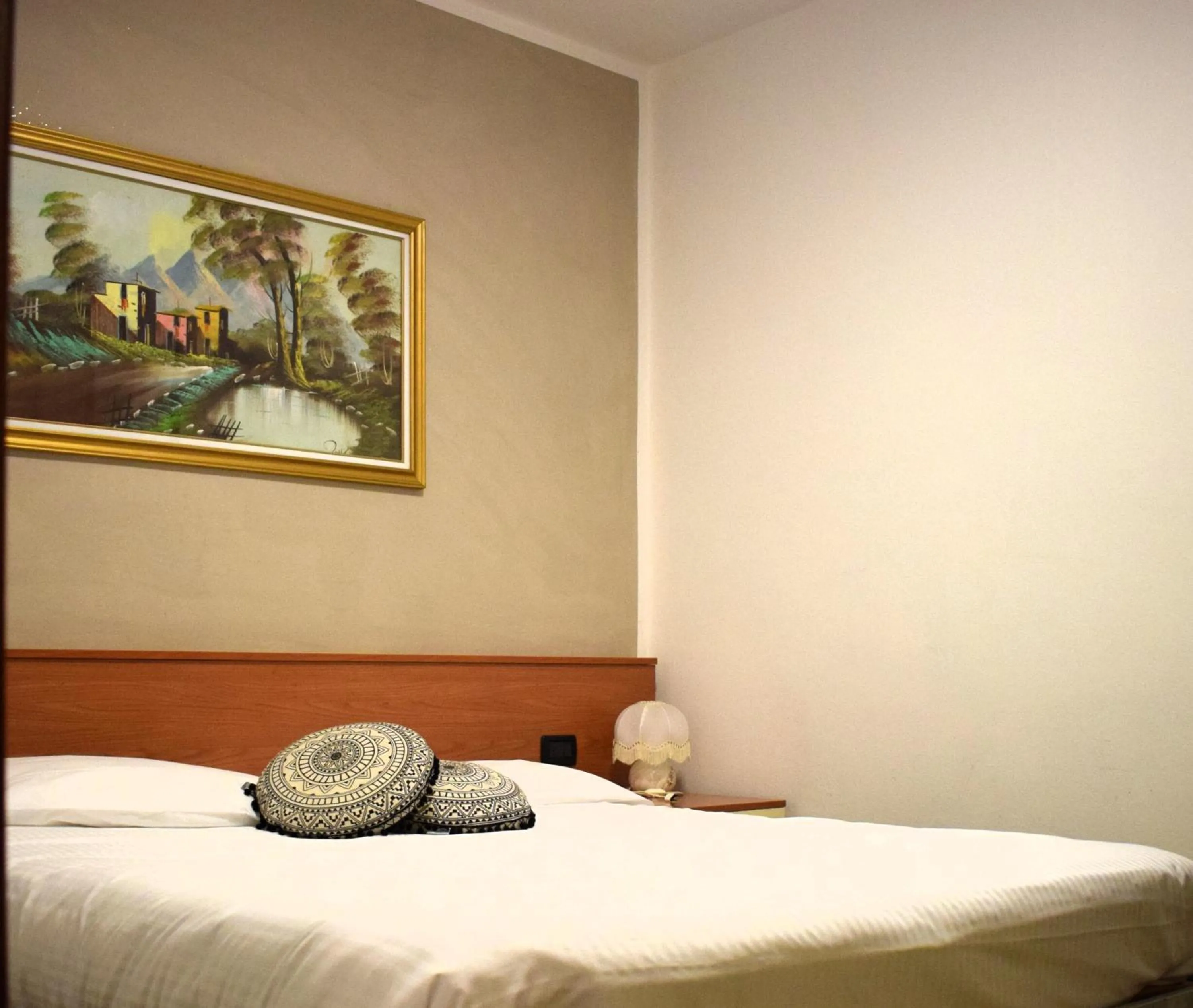 Bedroom, Bed in Albergo Canella