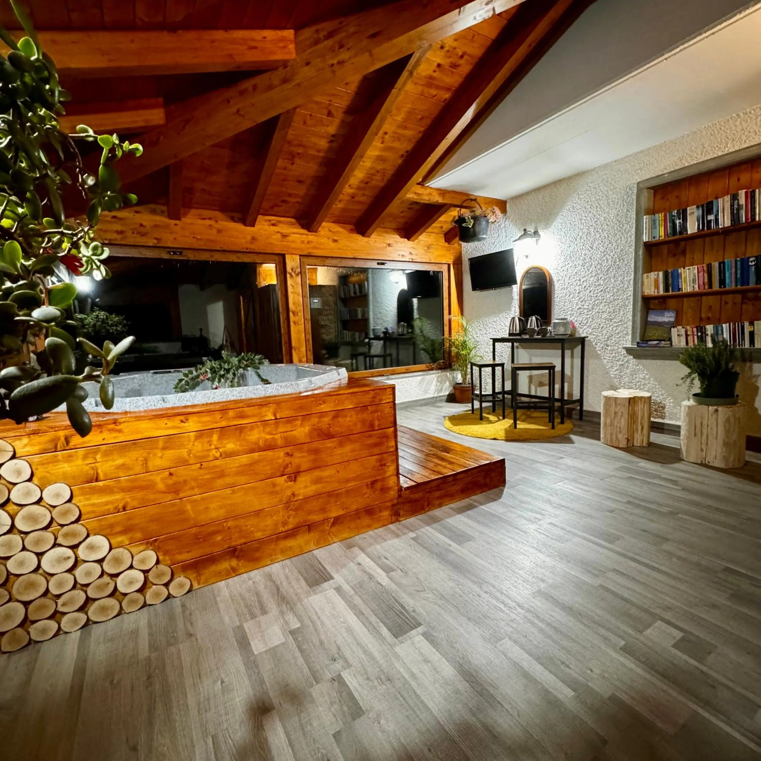 Swimming pool in Albergo Canella