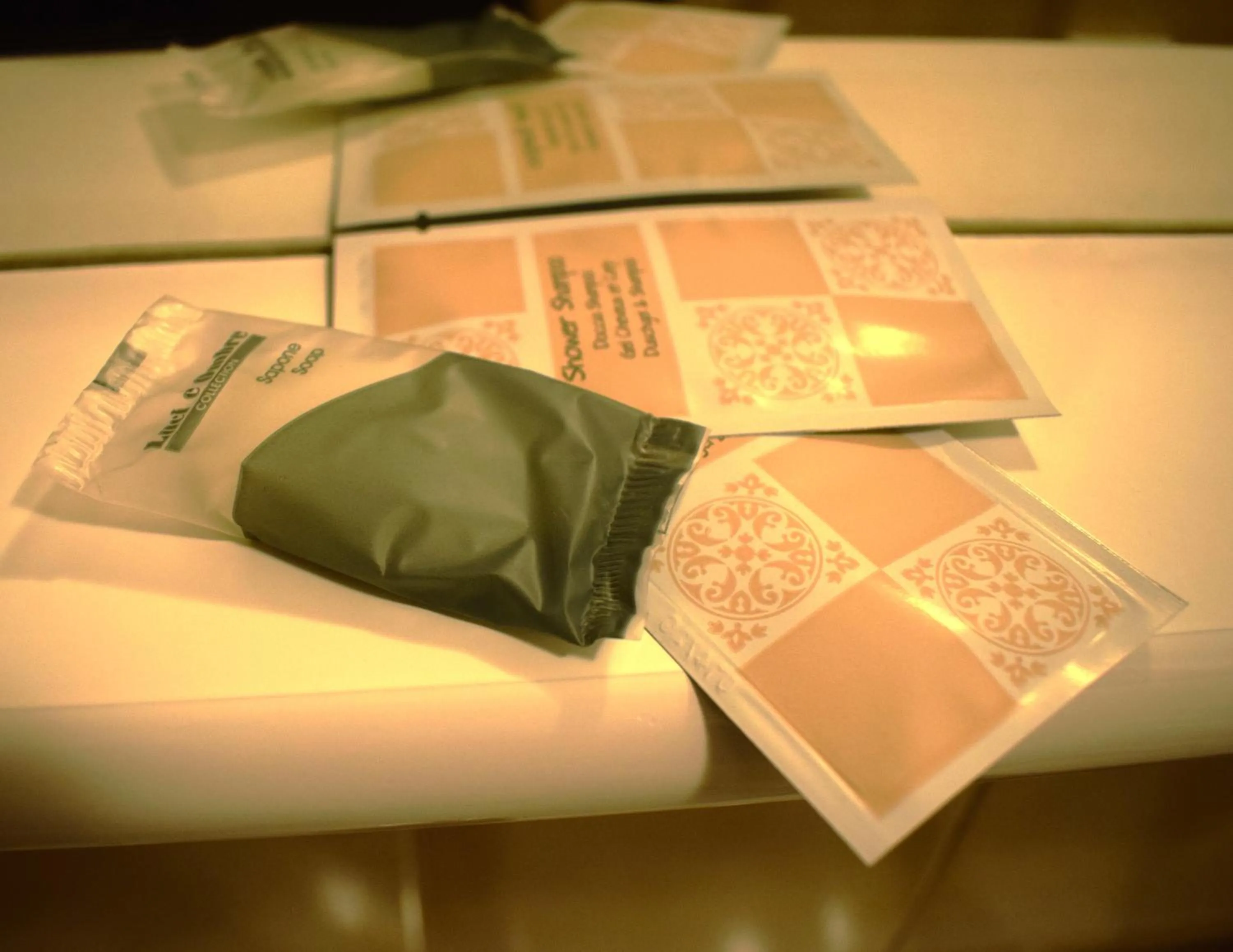 Bathroom in Albergo Canella