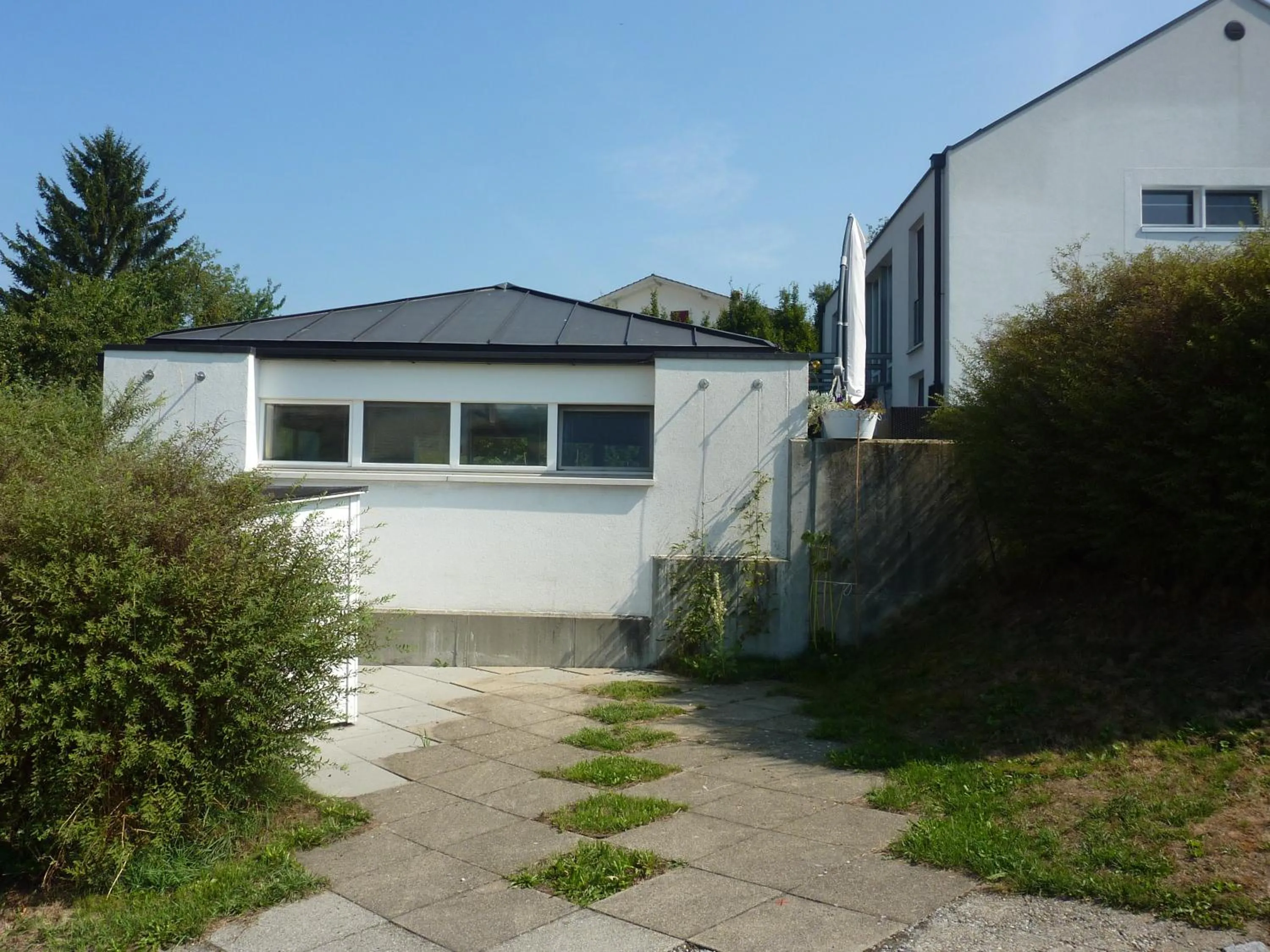 Property building in Studio Elegant