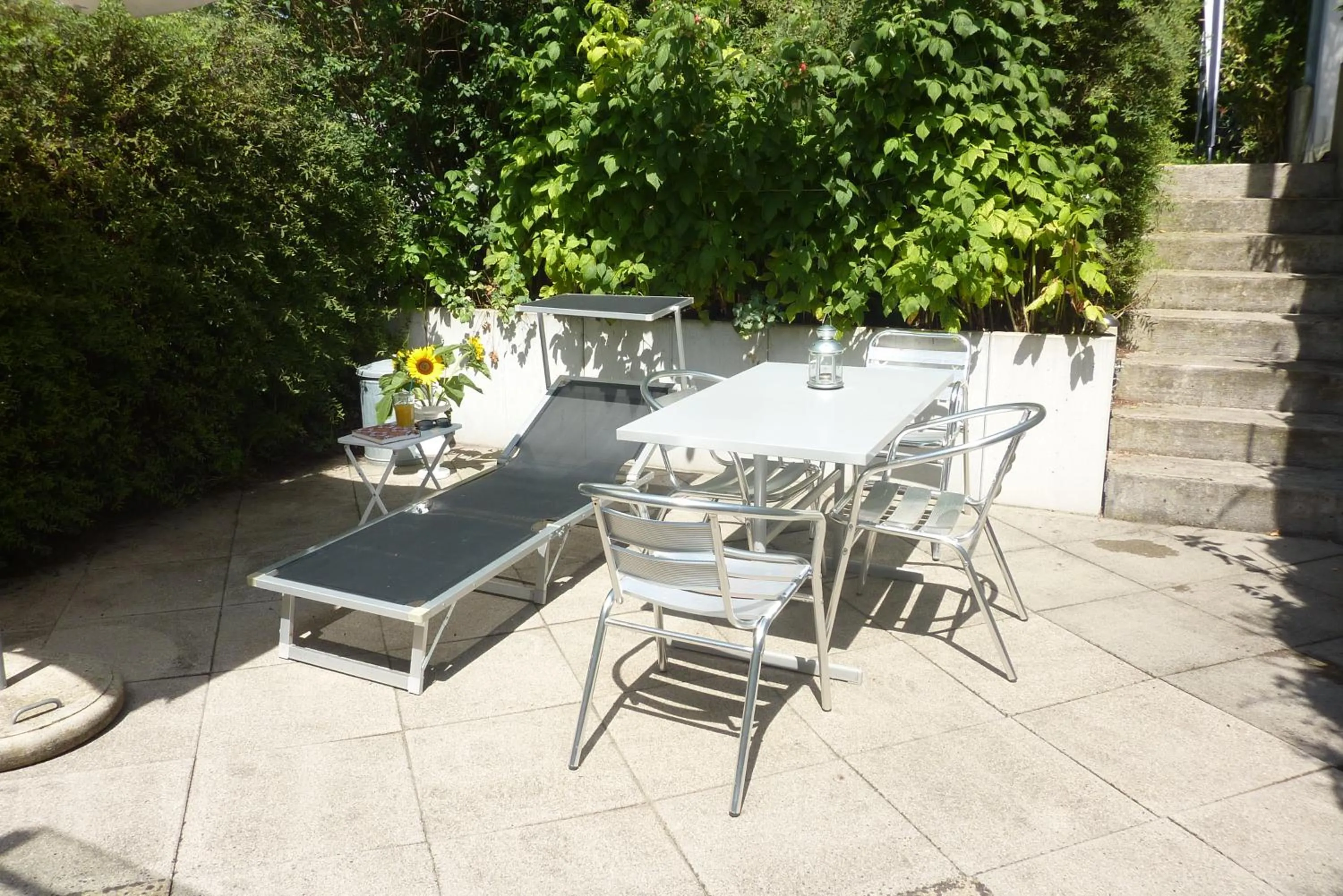 Patio in Studio Elegant